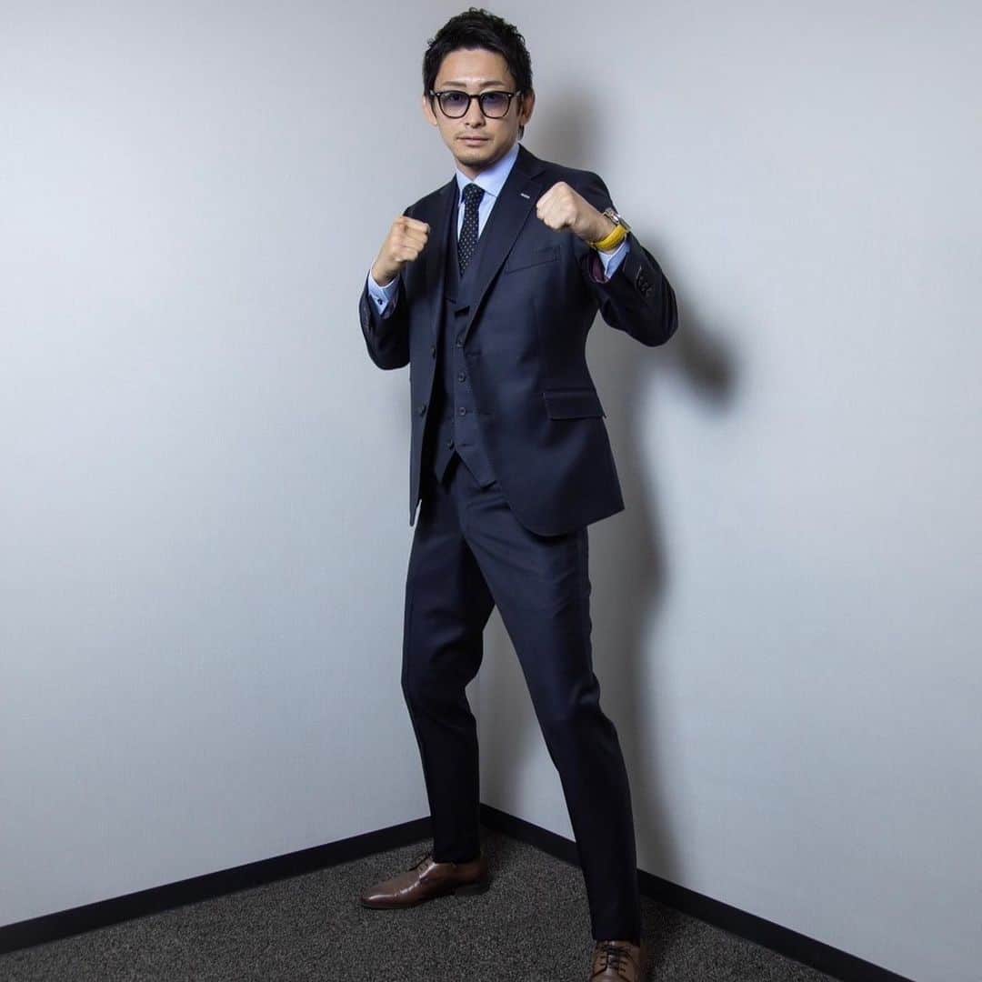 吉永啓之輔のインスタグラム：「戦えるスーツ完成🔥🔥🔥  今回はシンプルに🔥🔥🔥」