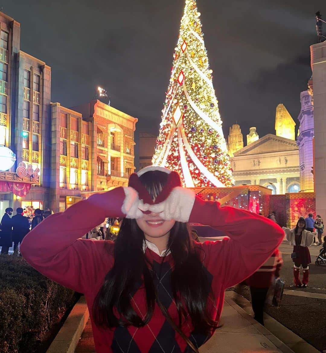 向井怜衣さんのインスタグラム写真 - (向井怜衣Instagram)「夜のツリーが可愛すぎたのののののののの💕   #ユニバ」11月21日 17時49分 - rei_toy0625