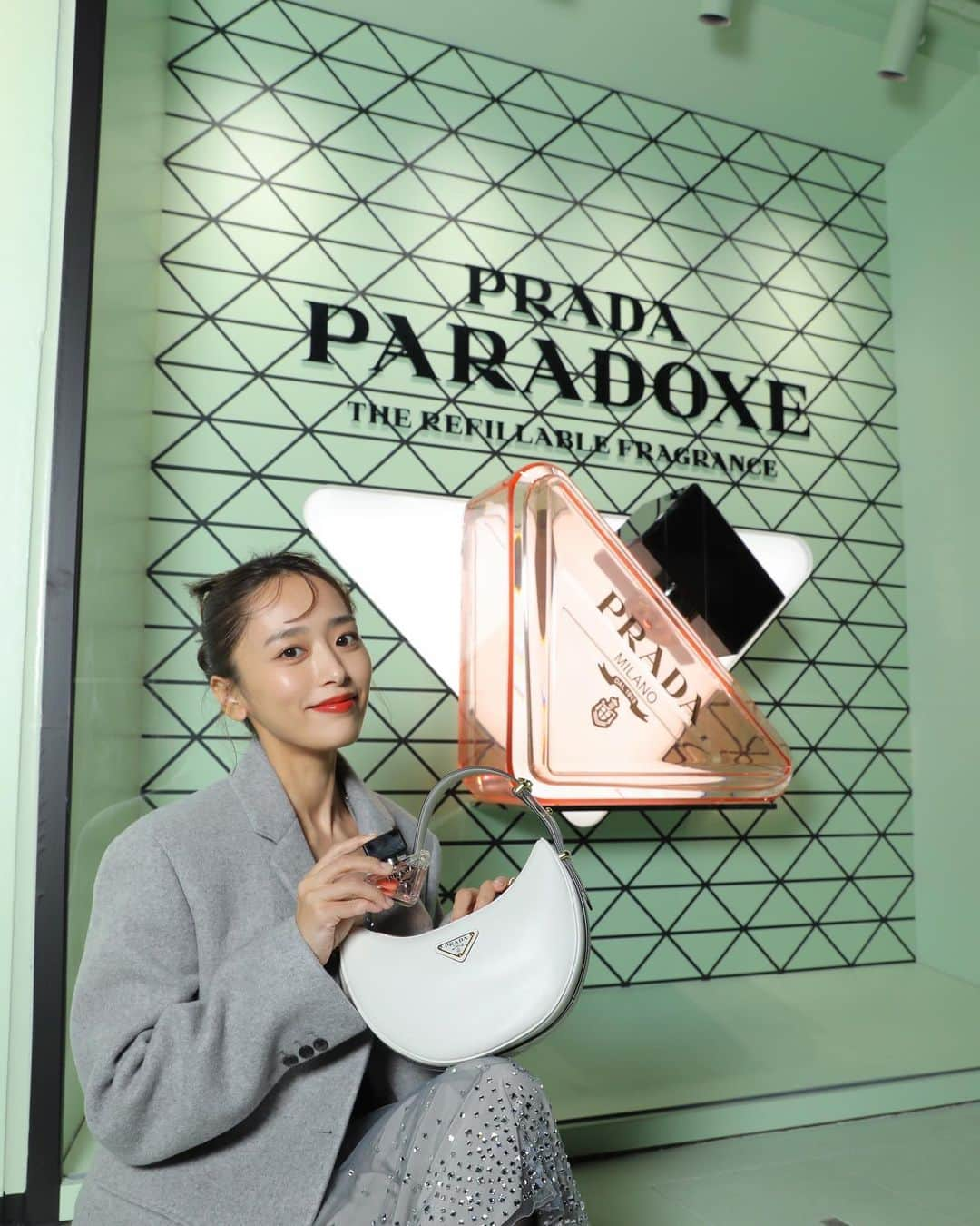 近藤千尋さんのインスタグラム写真 - (近藤千尋Instagram)「明日からオープンする PRADA BEAUTY TOKYO(表参道)　に お邪魔して来ました📷❤️ PRADA PARADOXEとってもいい香りでした😍🫶 お近くに通った方はぜひ☺️💗  東京都渋谷区神宮前5-12-1  #prada #PradaParadoxe #PradaBeauty #プラダパラドックス #pr」11月21日 18時04分 - chipichan.1215