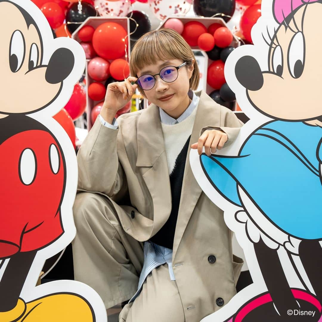 Zoff Officialさんのインスタグラム写真 - (Zoff OfficialInstagram)「-Party report 2- 「Disney Collection created by Zoff 」10周年を記念したパーティを開催しました。� ご来場いただきましたタレント、およびインフルエンサーの皆さまご来場ありがとうございました。※ご紹介は一部のご来場者様になります。  会場ではディズニーコレクション10周年の軌跡を紹介したパネルの展示や、11/17（金）に発売した「Disney Collection created by Zoff “＆YOU”」の新作コレクションのお披露目など、Disney Collection10周年の世界観をお楽しみいただきました。  #Disney #Zoff #Zoff_DisneyCollection10th #disney #mickeymouse #disney好き#ディズニー好き#ミッキーマウス #メガネ#伊達メガネ#伊達メガネコーデ#メガネ女子#ゾフ#メガネ#サングラス#メガネ男子#ファッション#コーディネート#コーデ#メガネコーデ#メガネファッション#glasses#eyewear#eyewearstyle#eyewearfashion#eyewearbrand#eyewearcollection#fashion#styling」11月21日 18時15分 - zoff_eyewear