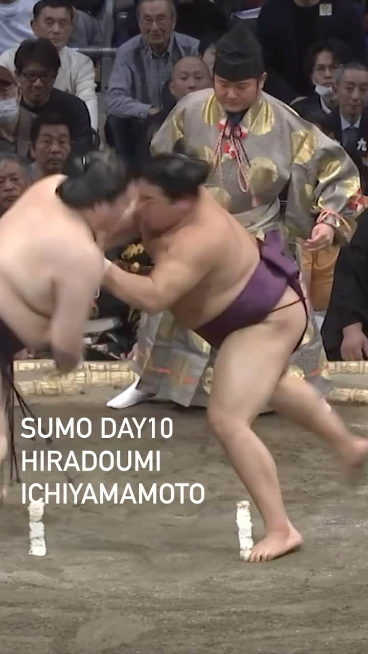 日本相撲協会のインスタグラム：「大相撲九州場所　10日目 一山本-平戸海  #sumo DAY10 Hiradoumi Ichiyamamoto  @sumokyokai #相撲 #九州場所 #九州 #福岡 #お相撲さん #イベント #japan #japanculture #平戸海 #一山本 #HIRADOUMI #ICHIYAMAMOTO」