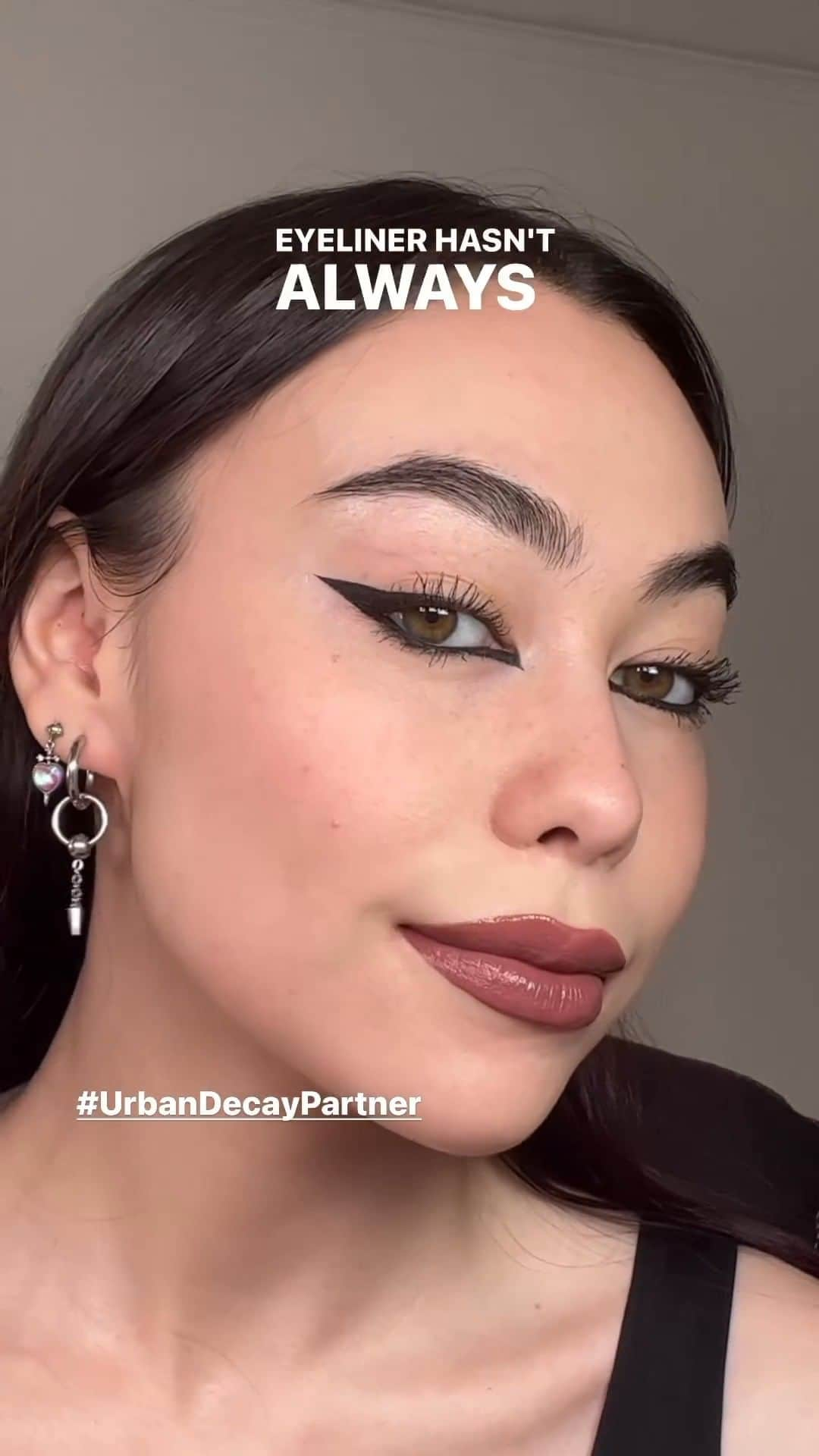 Urban Decay Cosmeticsのインスタグラム：「Thank you @jazlmao for spreading this message of diversity, inclusion, and kindness 💜  Tag a friend in the comments that made you feel included ⬇️  For more digital wellness tips, check out our #UrbandecayxCybersmile modules linked in our bio   #urbandecay #WordsHurtIRL #wellness」