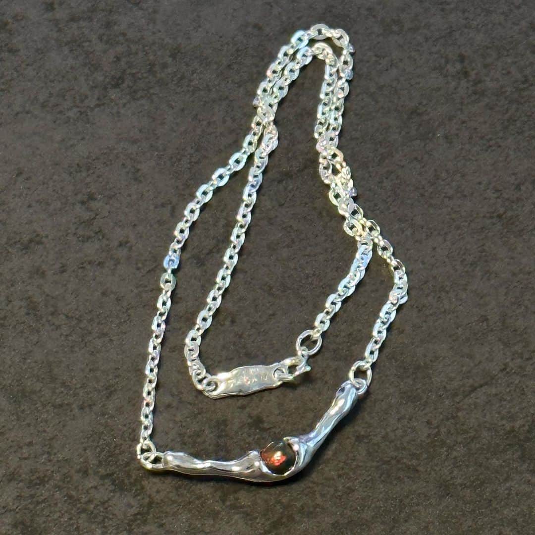 横田ひかるのインスタグラム：「⛓️ @gagan.jewelry」