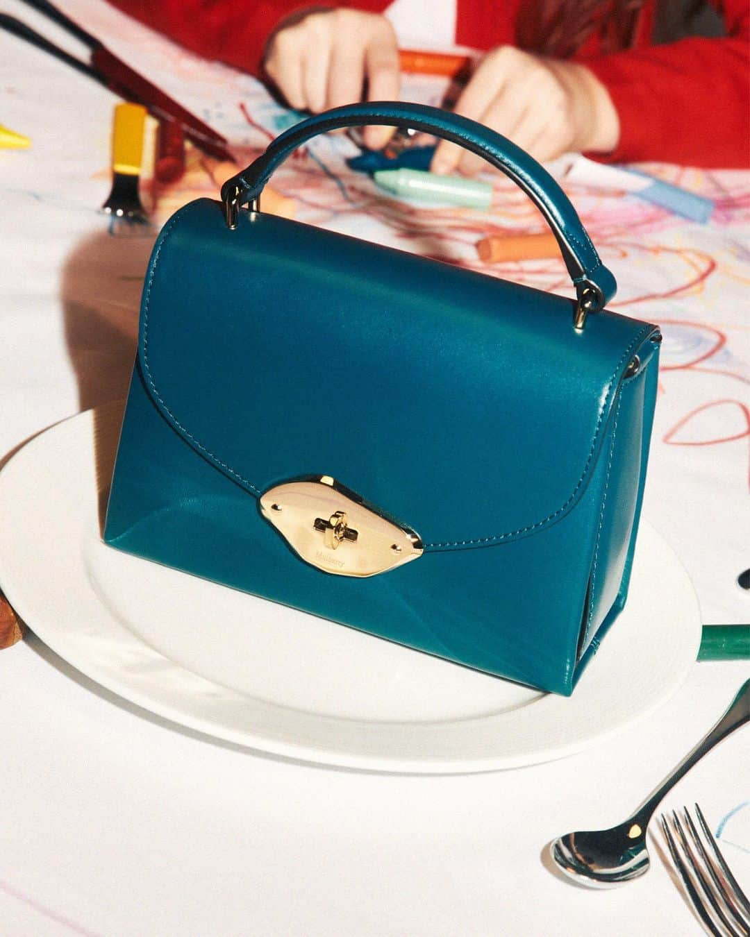 マルベリーさんのインスタグラム写真 - (マルベリーInstagram)「Serving up statement style this party season.  #MulberryGifts」11月21日 20時30分 - mulberryengland