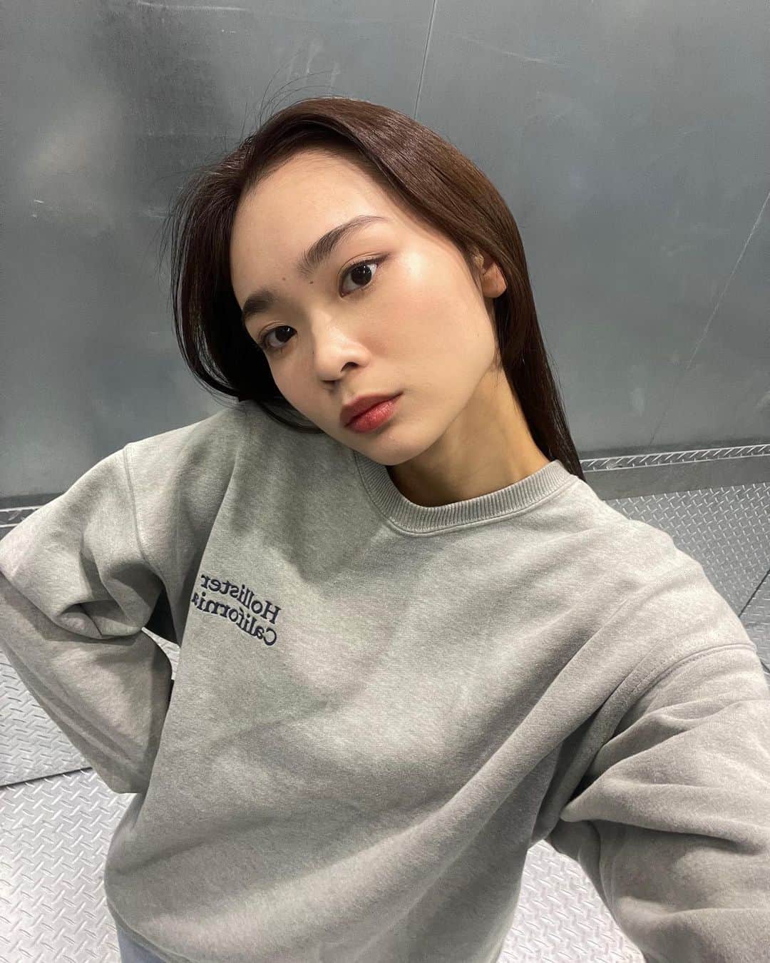原花奈妃さんのインスタグラム写真 - (原花奈妃Instagram)「もう秋終わり？😮🍁  ・ #ootd #fashion  #satorujapan #model」11月21日 20時36分 - hanaki__h