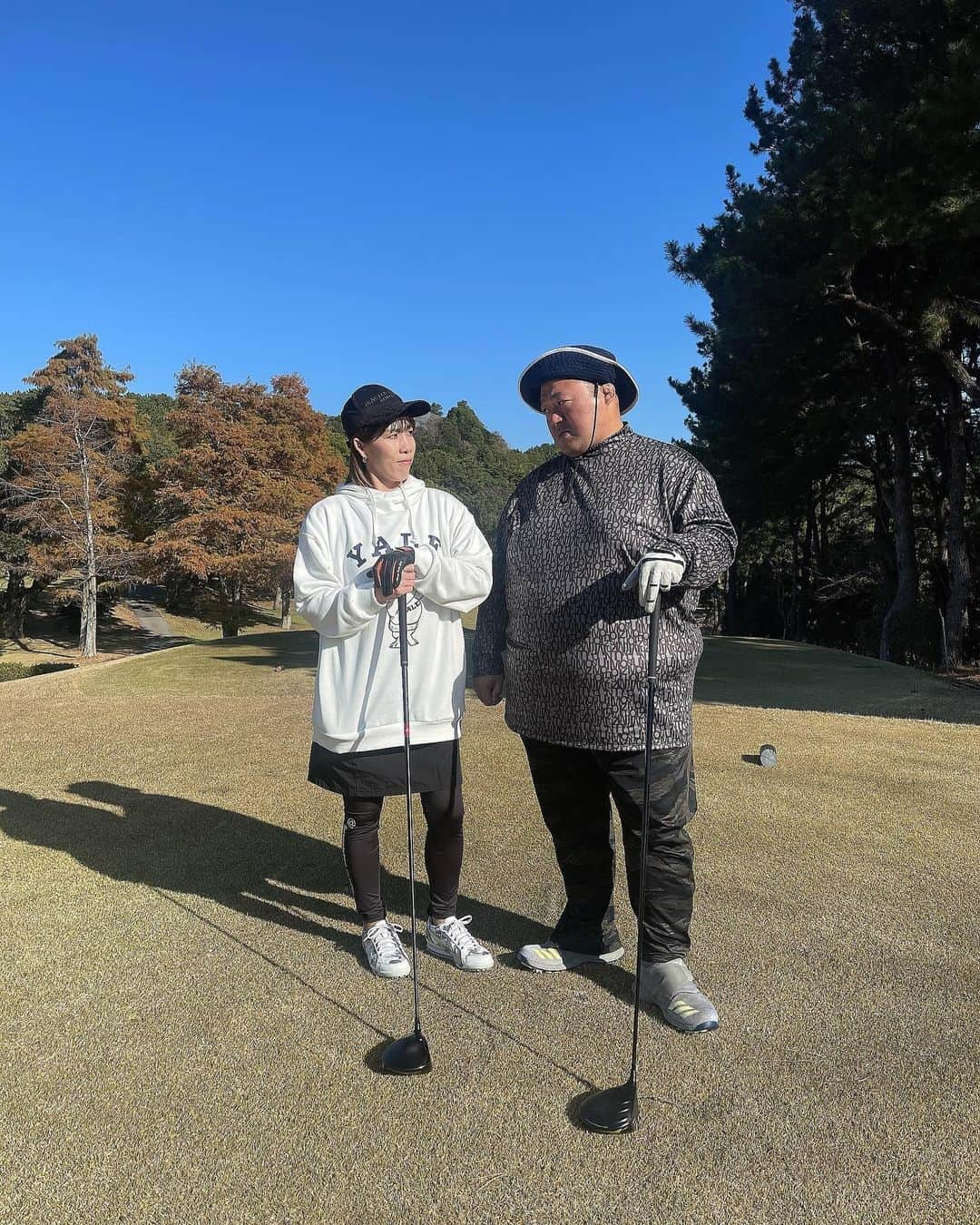 吉田沙保里さんのインスタグラム写真 - (吉田沙保里Instagram)「高知で豊とゴルフ⛳️🏌️‍♀️  南国土佐は暑くて半袖でプレー😆  しかし豊ちゃんとのゴルフは楽しすぎ🤣  また、高知に来たいな😉  #高知 #ゴルフ #豊ちゃん #antiquagolf」11月21日 20時48分 - saori___yoshida