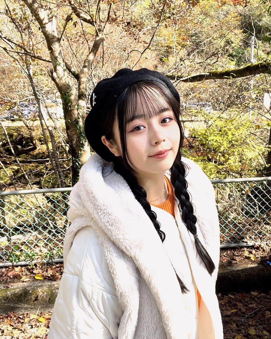 りなのインスタグラム：「やっぱりベレー帽だいすき👶🏻  #Popteen #Popteen専属モデル #PureGi #ベレー帽 #黒髪」