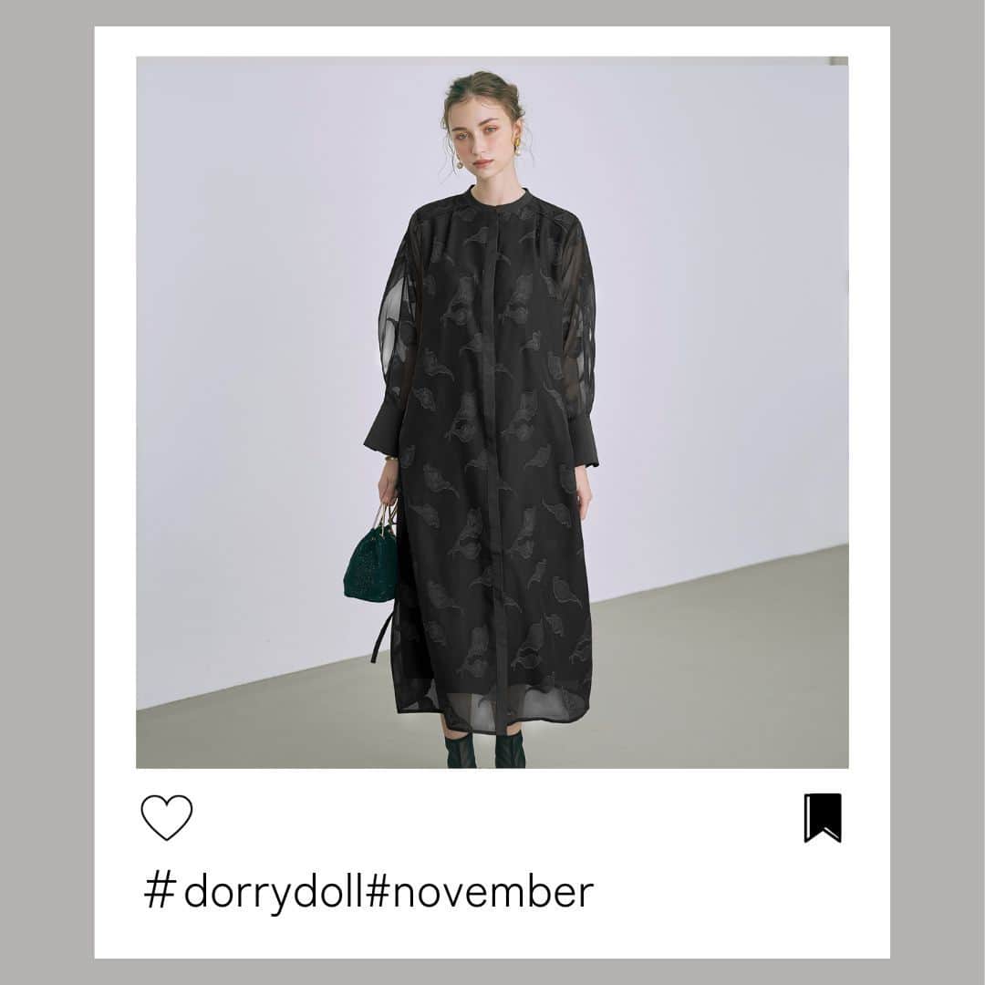 Dorry Dollさんのインスタグラム写真 - (Dorry DollInstagram)「【 399 】  オパールシャツワンピース Opal Shirt Dress  リーフ柄が目を引く華やかなシアー素材のシャツワンピース🤍 立体感のあるデザインがトレンド感ある上品な印象に...🌿 襟やフロント部分に同色の縁取りを施すことで メリハリのあるデザインにお呼ばれワンピース仕上げました。  前あきワンピースの使用になっているので コーディネートの幅が広がり、お洒落を楽しめる1着。  お呼ばれドレスを選ぶならDorryDollで決まり！ みなさんの着用の感想。 タグ付けお待ちしております♪  . ・ ・  #結婚式コーデ #結婚式ドレス #結婚式参列 #お呼ばれ #お呼ばれドレス #お呼ばれワンピ #お呼ばれコーデ #お呼ばれスタイル #フォーマルドレス #お食事会 #デートコーデ #ディナーコーデ #オケージョン #パーティードレス #ホカンス #新作ドレス #dorrydoll #ドリードール」11月21日 20時45分 - dorry_doll_official