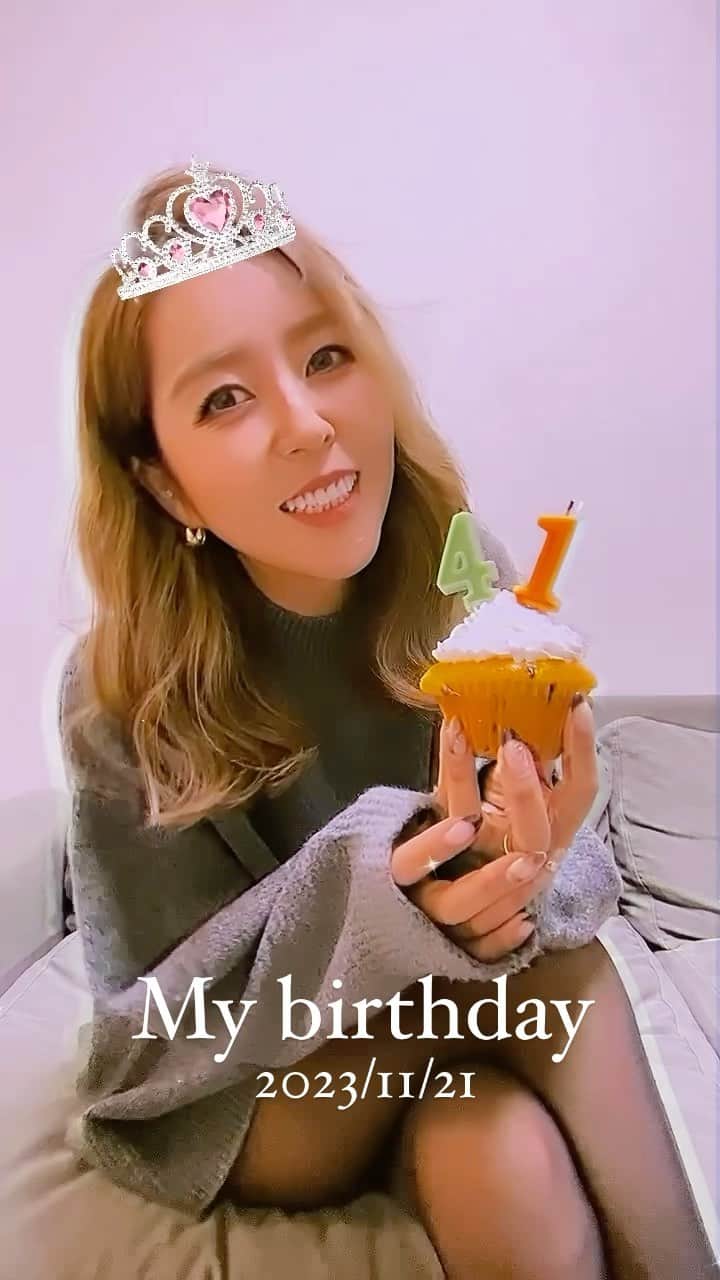 MIMIのインスタグラム：「- ̗̀ 🎂 ̖́-  My birthday☺️🎉  #birthday#happybirthday#happybirthdaytome #41yearsold #お誕生日」