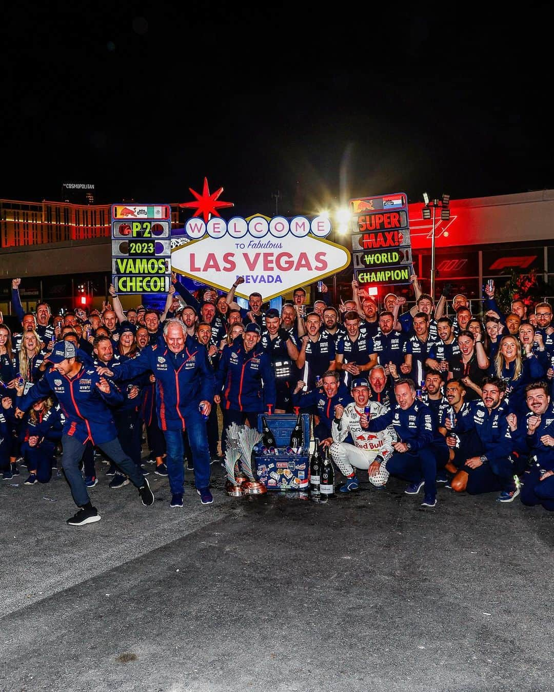 マックス・フェルスタッペンのインスタグラム：「We are experiencing a sensational year, which I’m very proud to be a part of 🙌   To celebrate this, you can join me, Checo & Christian for an evening @redbullracing as we look back at an incredible season and share our stories from the F1 paddock, in aid of @wingsforlife   When: 13th December Where: Red Bull Technology Campus – Milton Keynes 100% of profits donated to spinal cord injury charity @wingsforlife」