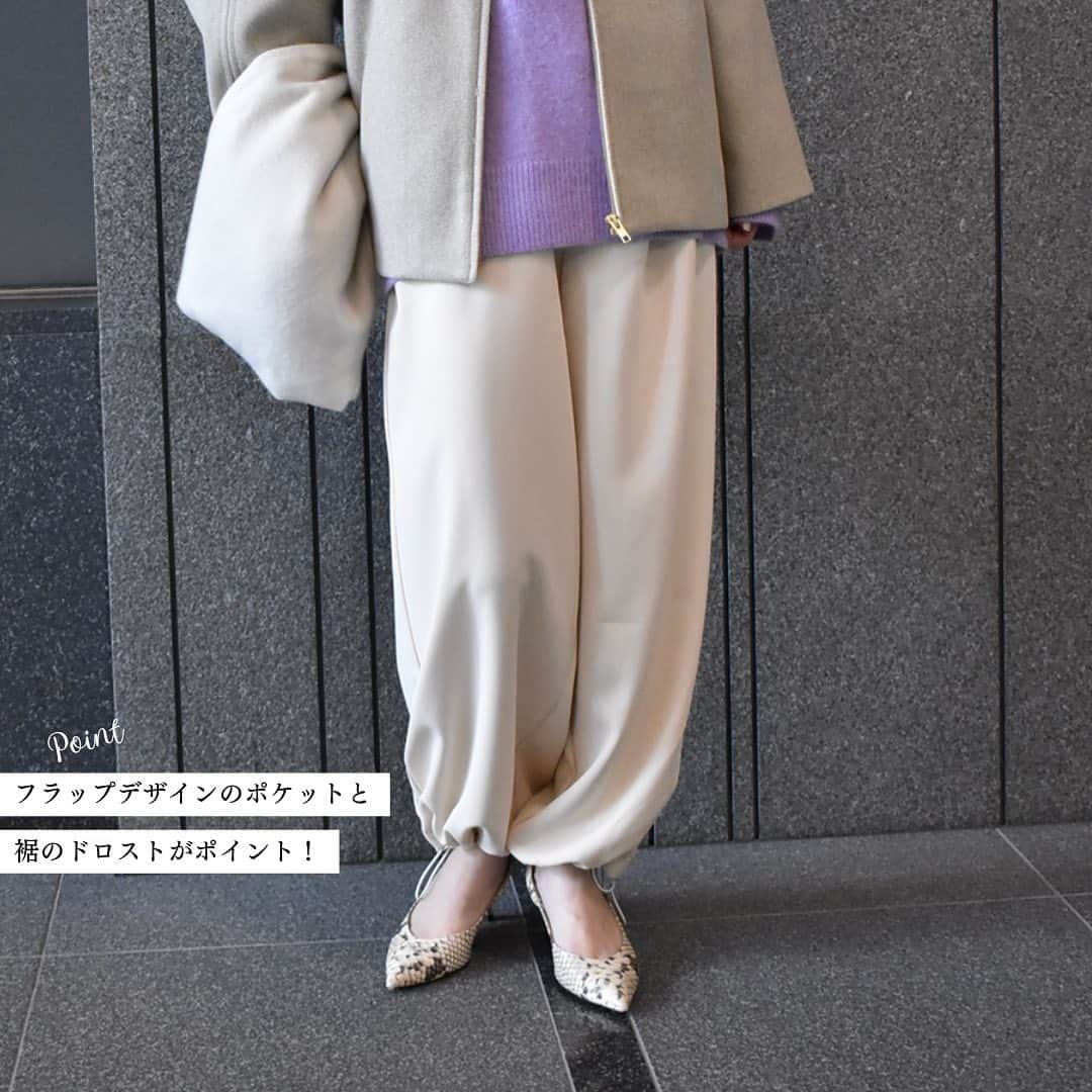 Rananさんのインスタグラム写真 - (RananInstagram)「【 Staff Fashion 】 Rananスタッフのおすすめコーディネートをご紹介♪  ～ Staff コメント ～ 着回し◎端境期◎大活躍間違いなし！の 軽アウターをご紹介します。  カジュアルなコクーンシルエットで、 女性らしい抜け感と体型カバーに。  今回はウールと雰囲気の合う、柔らかいパープルのニットと、 アウターに合わせた同系色のパラシュートパンツで あえてハンサムな印象にしました。  身長：155㎝  今だけのお得情報✨  Ranan商品に使えるクーポン配布中🎉 クーポンコード『C0009』 ※カードページで入力して下さい。  12/4(月)までです🫶💕 　 　 ------------------------------------------------ 　 　 着用している商品詳細は画像をタップして出てくる商品タグ orプロフィールのURLからご確認ください💙 ▶▶▶@ranan_official 　 ------------------------------------------------ 　 　 STYLE SHARE 募集中！ Rananのアイテムを取り入れてコーデを投稿してください💌 ハッシュタグは『#rananstyle』 みなさんのコーディネートを楽しみにしています＊ 　 　 　 #ranan #ラナン #大人コーデ #大人ファッション #大人ファッションコーデ #トレンドコーデ #トレンドアイテム #きれいめコーデ #きれいめファッション #秋服 #秋服コーデ #秋服コーディネート #冬服 #冬服コーデ #冬服コーディネート #olの日常 #ワーママの日常 #ワーママコーデ #スタッフ #スタッフコーデ #着回し #着回しコーデ」11月23日 20時00分 - ranan_official