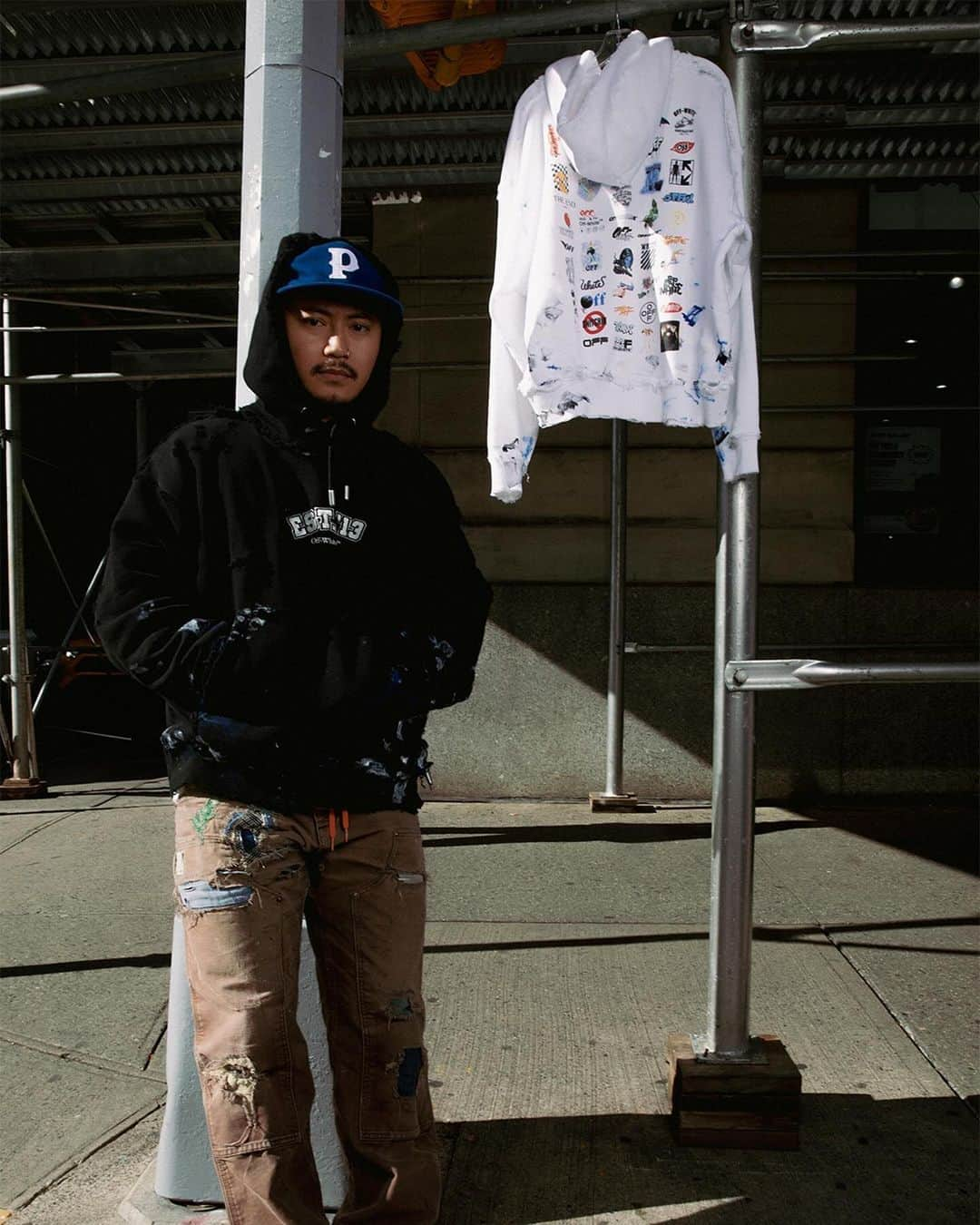 OFF-WHITE C/O VIRGIL ABLOHのインスタグラム：「NYC-native artist @philllllthy customizes items from the Off-White™ _LOGIC capsule with his signature style and technique, exclusively available on @farfetch for #FARFETCHBEAT   cc @highsnobiety」