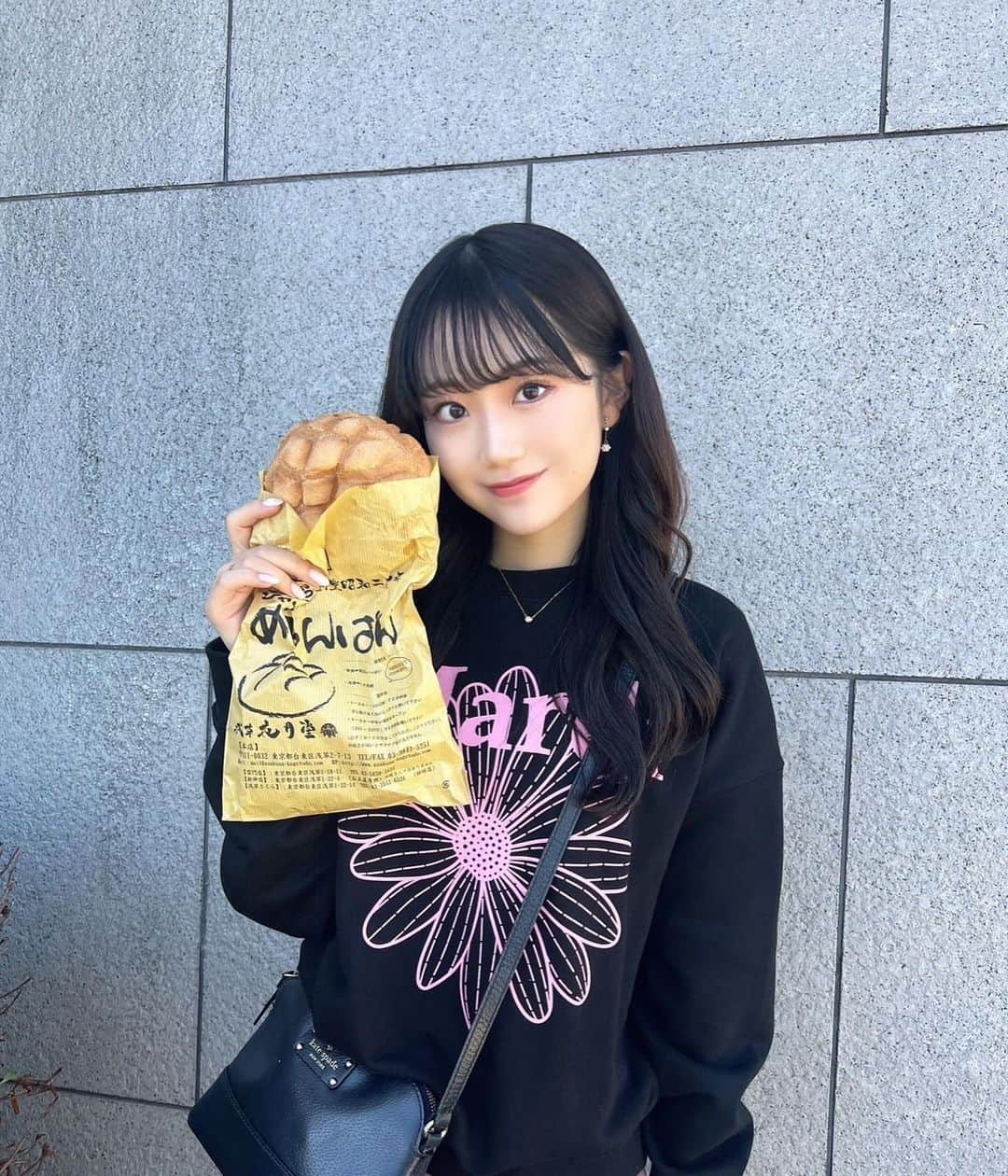 阿部夢梨さんのインスタグラム写真 - (阿部夢梨Instagram)「浅草食べ歩き楽しかった‪なーん🚶‍♀️🍂」11月21日 21時41分 - yumeri_abe.official