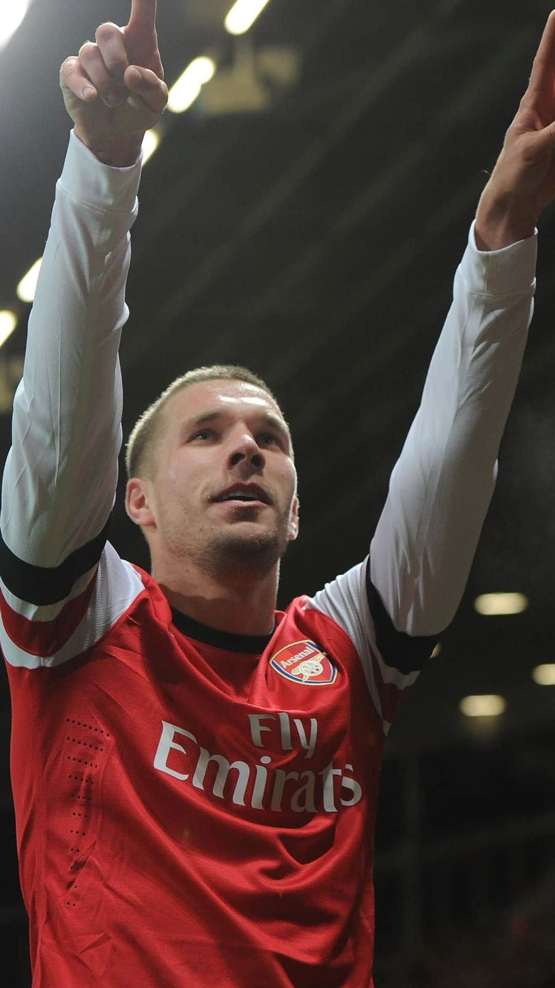 ルーカス・ポドルスキのインスタグラム：「Poldi’s left foot 😮‍💨  🗓️ OTD in 2012, we beat Montpellier 2-0 at Emirates Stadium」