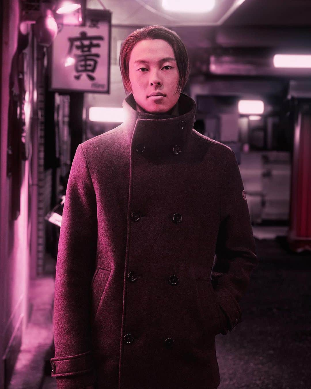 小林陵侑のインスタグラム：「Easy and stylish. Perfect for the vibrant environment of Tokyo.  The AlphaTauri Heatable jacket has built-in warmth and allows you to set up the ideal heat level while moving through different outdoor temperatures.」