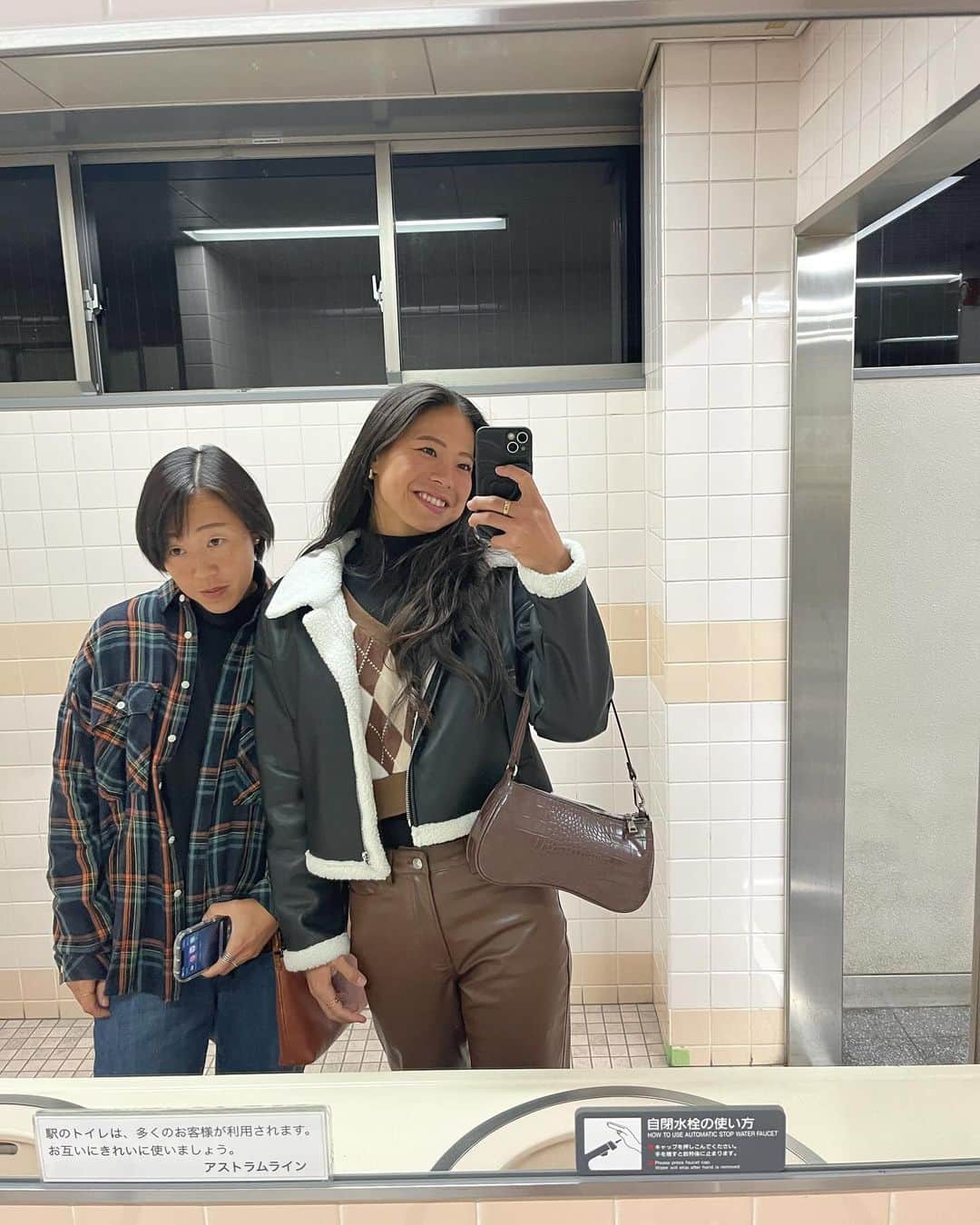 浅井悠由のインスタグラム：「右手がぁぁぁぁぁ😵‍💫」