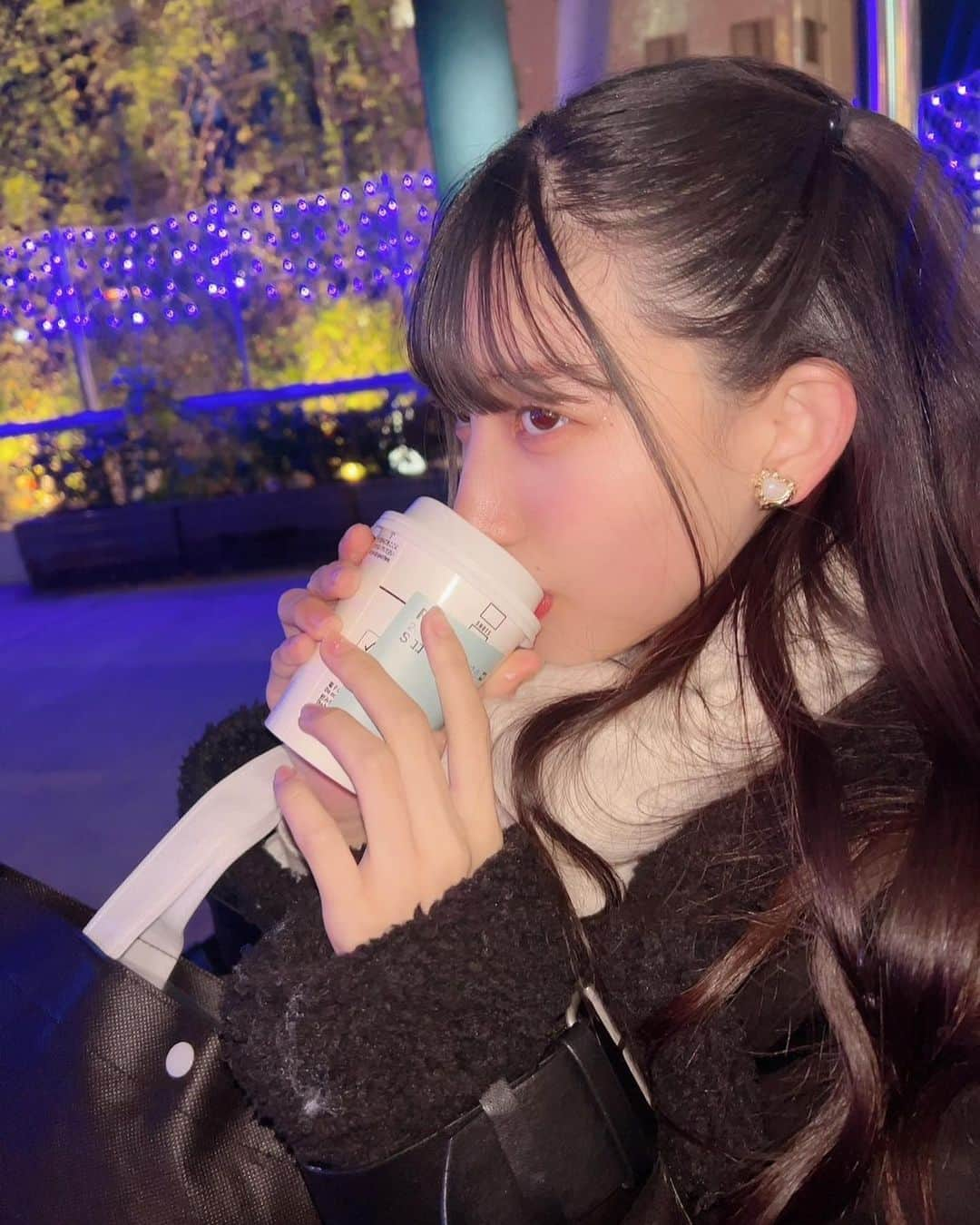 芹澤もあさんのインスタグラム写真 - (芹澤もあInstagram)「スタバのホットはココアか抹茶しか飲めない🤒⁡  #スタバ  #高校生#高校3年生 #ljk #jk3#06#ukka #芹澤もあ」11月21日 22時22分 - moa_serizawa