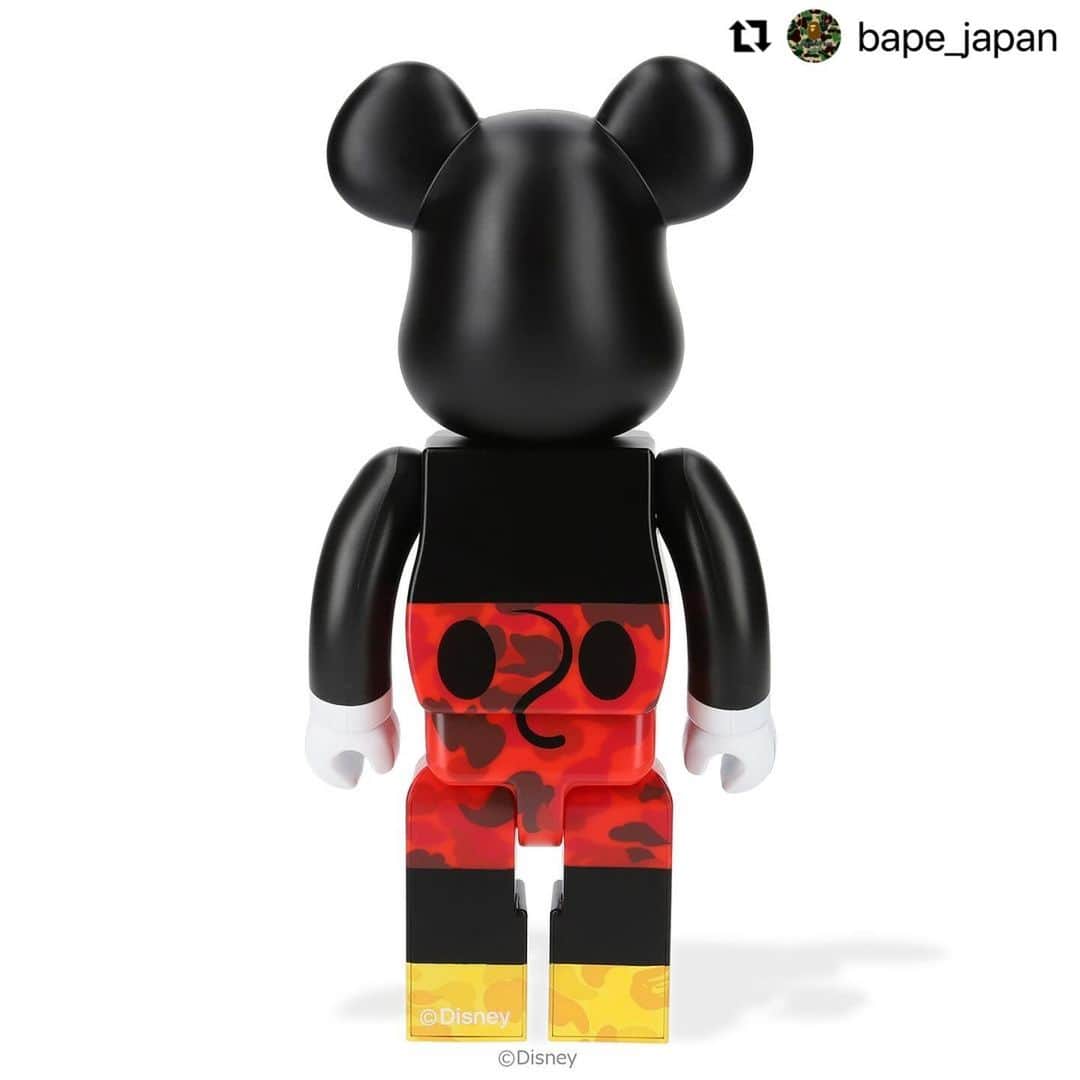 MEDICOM TOYさんのインスタグラム写真 - (MEDICOM TOYInstagram)「#Repost @bape_japan with @use.repost ・・・ In celebration of the A BATHING APE®︎’s 30th Anniversary and Disney’s 100th Anniversary, BE@RBRICK BAPE®︎ MICKEY MOUSE will be launching in collaboration with MEDICOM TOY.  Two size sets of 100% (approx. 7 cm) & 400% (approx. 28 cm) and 1000% (70 cm) will be available.  The box, which features the 30th Anniversary logo of BAPE®︎ and the 100th Anniversary logo of Disney, is a special edition box that is exclusive to this collaboration.  This item will be available at A BATHING APE® authorized stores and BAPE.COM Thursday, November 23rd.  @medicom_toy   #bape #abathingape #medicomtoy #bearbrick #mickeymouse #disney」11月21日 22時31分 - medicom_toy