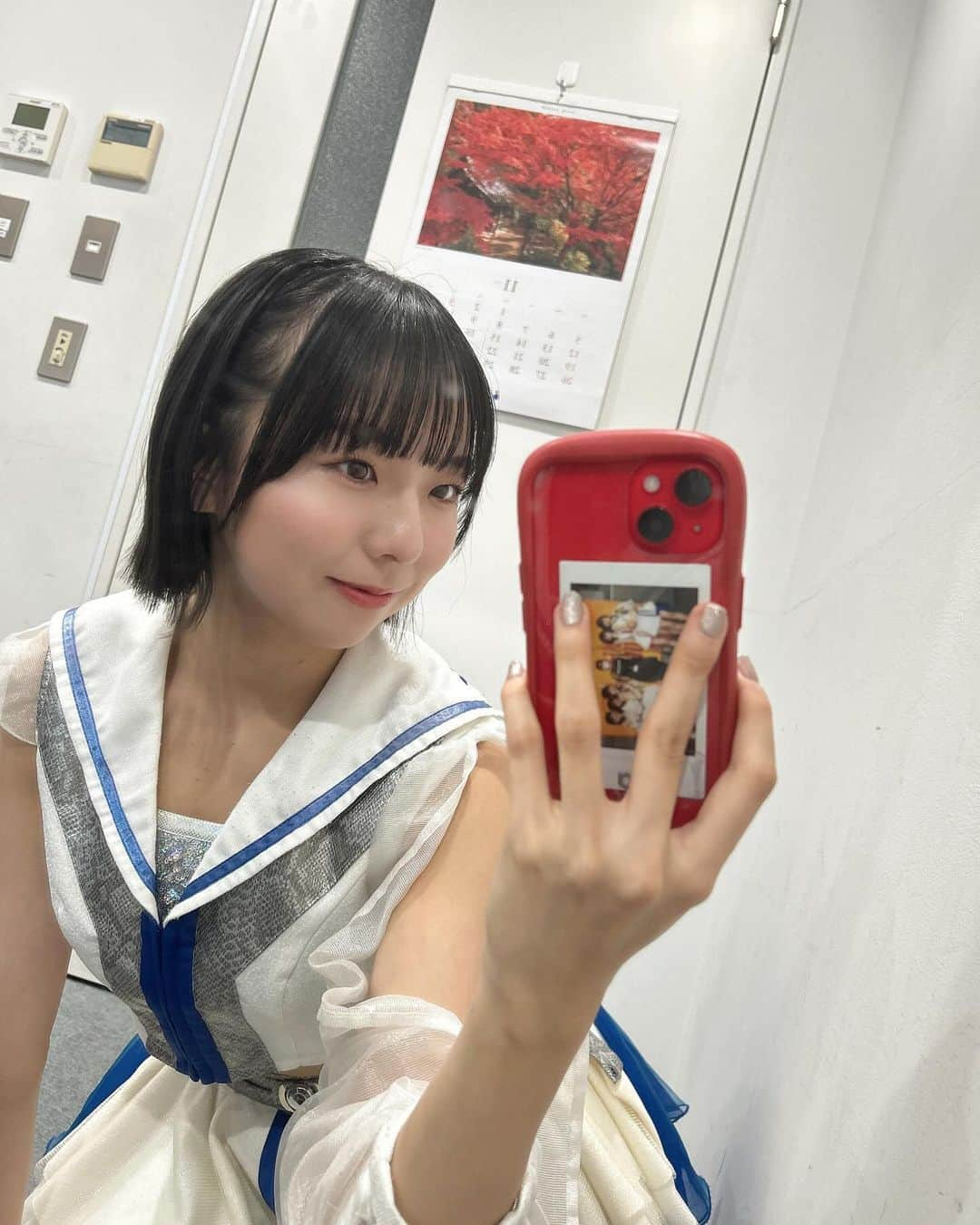 鍛治島彩のインスタグラム：「そういえば髪切ったンゴ」