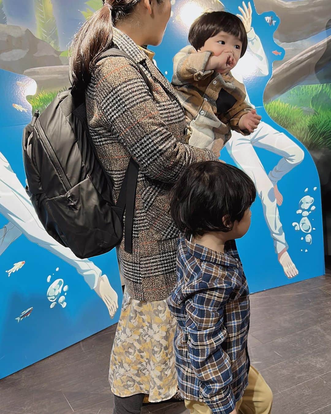 世手子さんのインスタグラム写真 - (世手子Instagram)「PR  We went to the aquarium for my second son's birthday🐟🌟 Attack on Titan fair underway( ^ω^ ) Mom-friendly aquarium👏 次男寿々太郎はんのお誕生日当日は @kawasui_aqua  #カワスイ #川崎水族館 #水族館 #子育てママ #ママに優しい水族館プロジェクト #駅チカ #カワスイ川崎水族館 に行ってきました( ´ ▽ ` ) 大きなお魚さんに大興奮（＾_＾） ママに優しい水族館だよ(´∀｀*) #ドクターフィッシュ体験 や色塗り 動物パンもあったよ(о´∀`о) フクロウもいた🦉 #進撃の巨人 フェアやってたよ(๑˃̵ᴗ˂̵) 子供が飽きないコンテンツ沢山(*´꒳`*)」11月21日 22時43分 - rojide