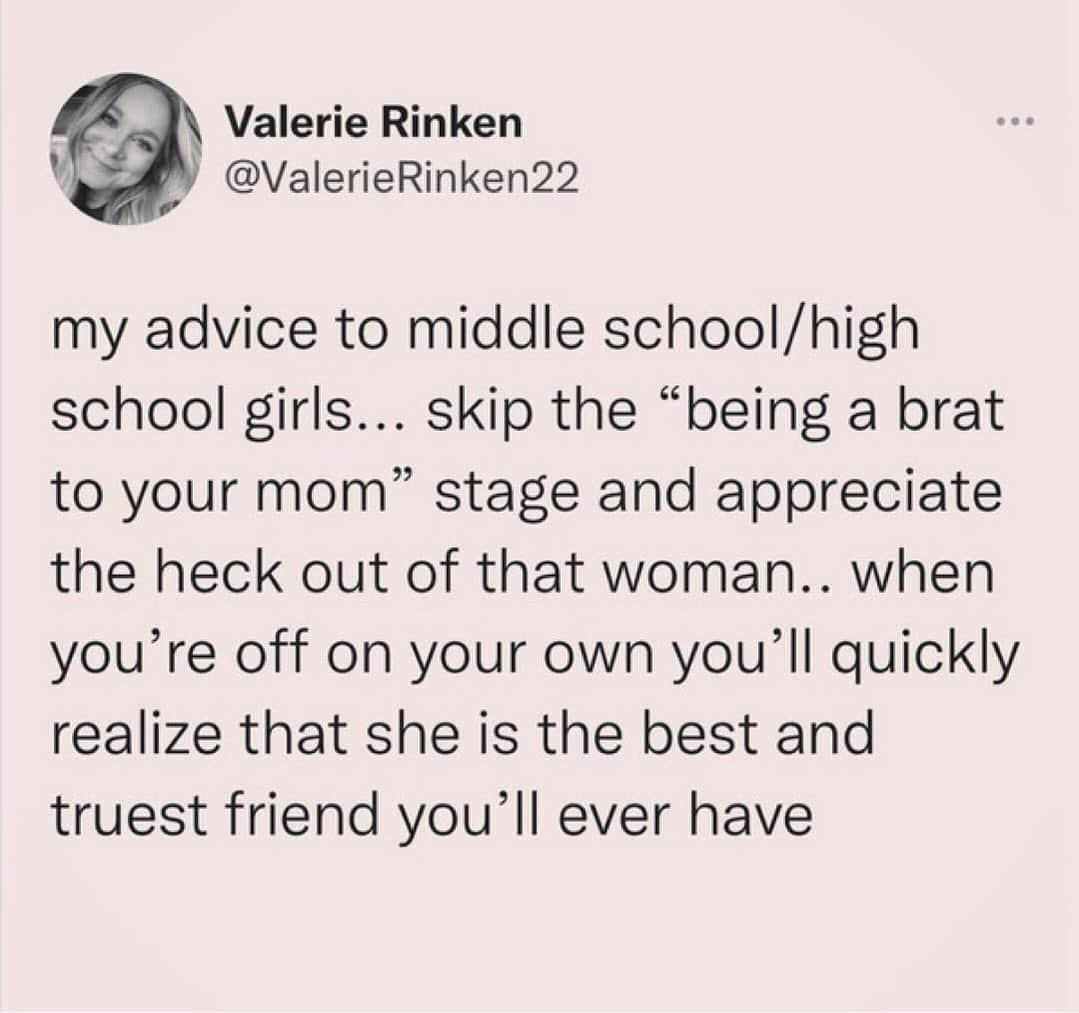 ブリジット・モイナハンのインスタグラム：「#repost @grownandflown • What piece of advice would you give to middle school/high school girls?  (Twitter/@ValerieRinken22)」