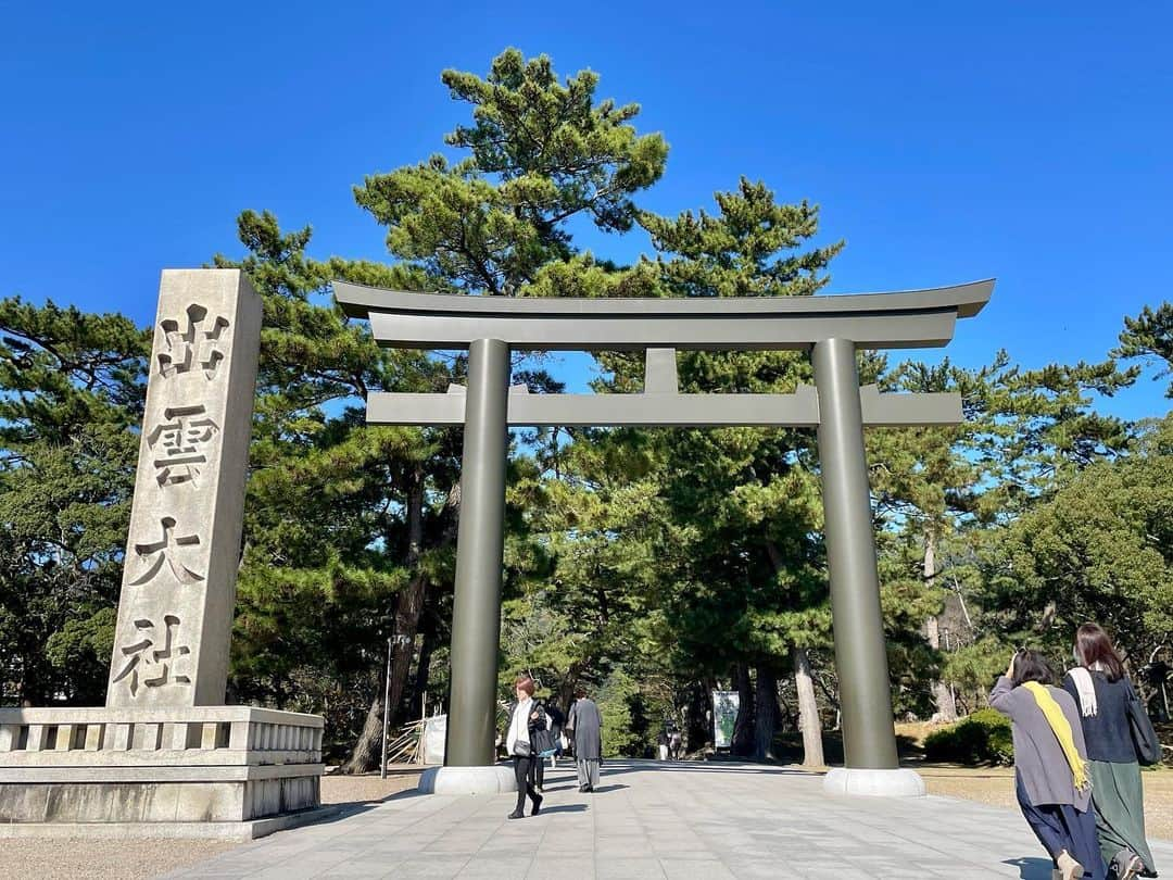 M'sブライダルさんのインスタグラム写真 - (M'sブライダルInstagram)「#出雲大社 #japan #島根県 #followme #luck #神社巡り #縁結びの糸 #love #良縁 #フォトスポット #縁結び #神様 #感謝」11月21日 23時13分 - msbridal_pr