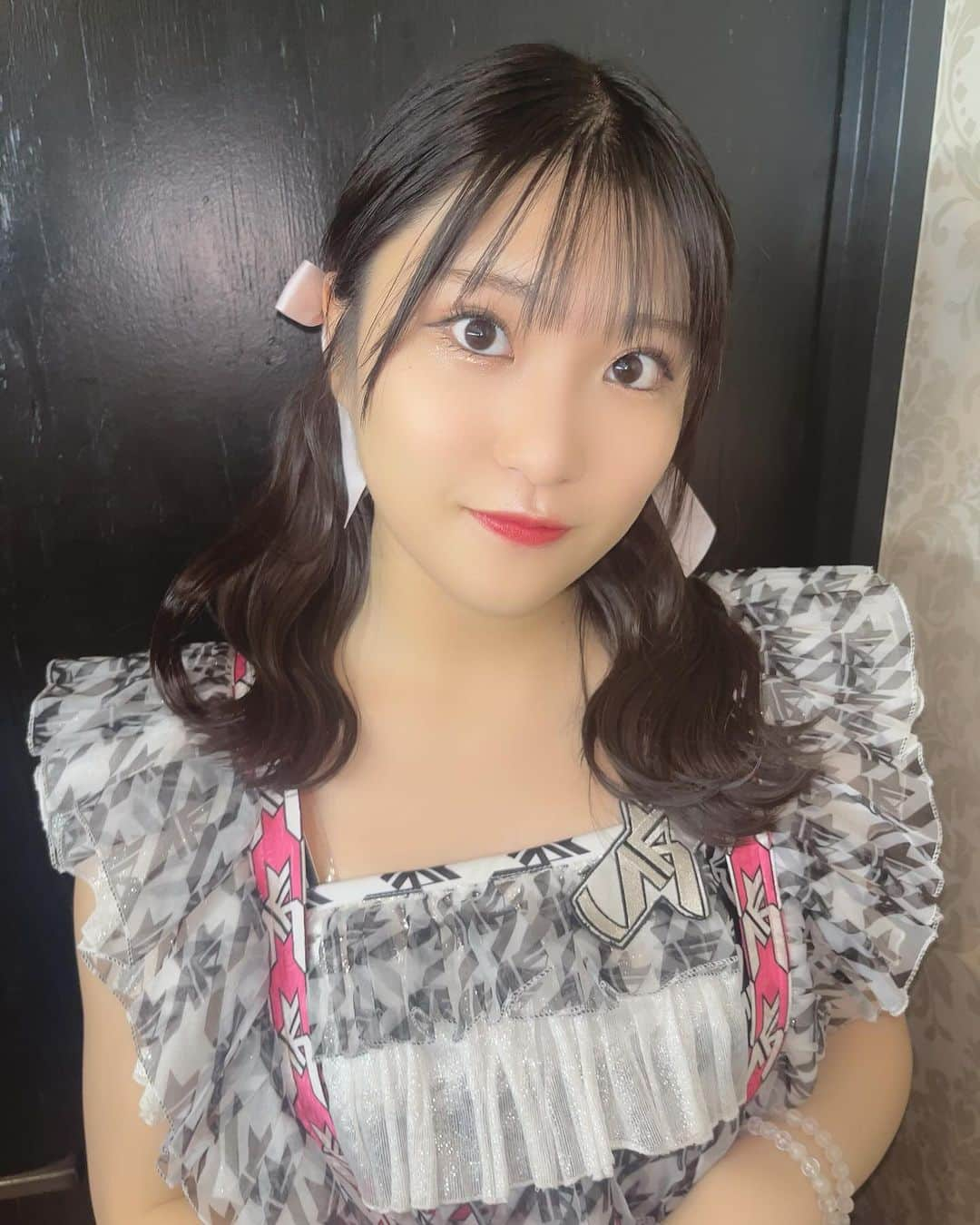 住田悠華さんのインスタグラム写真 - (住田悠華Instagram)「今日も1日お疲れ様でした🥺  本日は！ #strawberryparty に出演させていただきました🤍  #ストガ さん呼んでいただきありがとうございました🥺  そして、平日にもかかわらず足を運んでくださったみなさんありがとうございました💕  セトリも攻め攻めで凄く楽しかったです🫶 みんなの声がよく聞こえて嬉しかったなぁ🥺  そして次のライブは、明後日！！ 初の主催対バン🫣 よろしくね🤍  そいでは！おやすみなさい😪  #idol #アイドル #衣装 #ツインテール #pink #japanesegirl #japan #fyp #アプガ #アップアップガールズ仮 #住田悠華」11月21日 23時17分 - uugirl_new_haruka