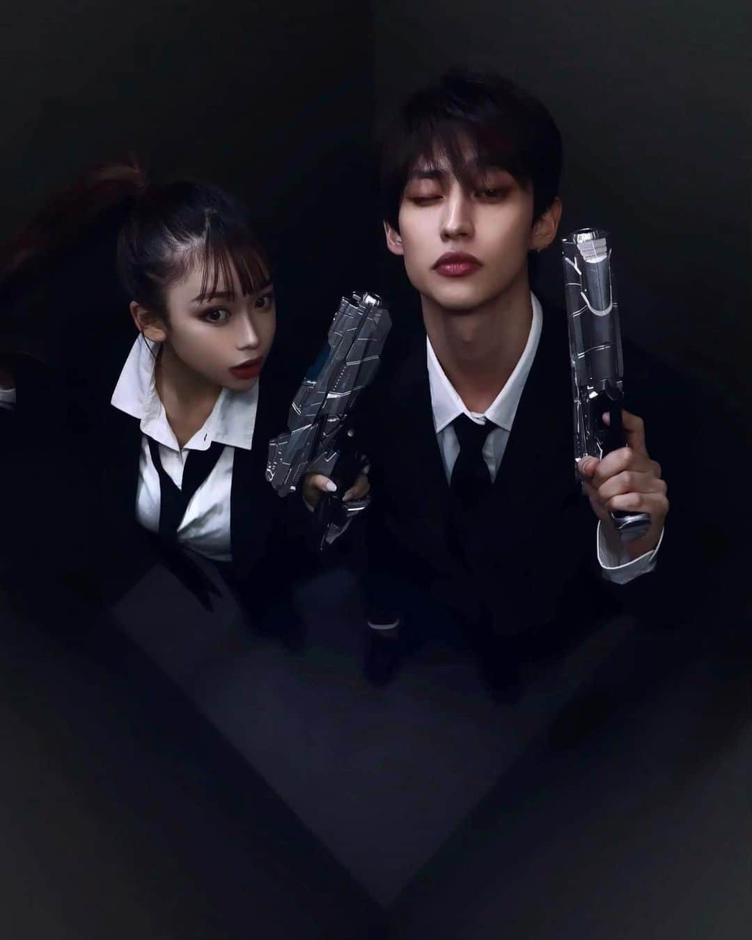 キム・ボムさんのインスタグラム写真 - (キム・ボムInstagram)「MIB in Seoul🕶️🛸」11月21日 23時18分 - staycool6