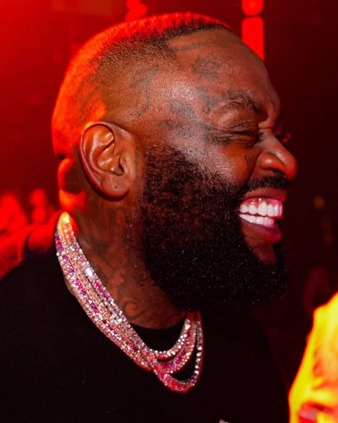 リック・ロスのインスタグラム：「‘TOO GOOD TO BE TRUE’ OUT NOW!  @meekmill @untouchablemmg #MMG」