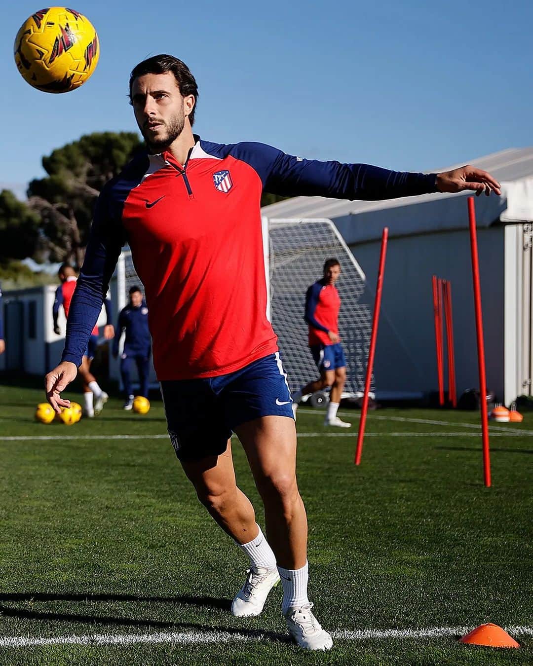 アトレティコ・マドリードのインスタグラム：「👊 ¡Seguimos preparando el encuentro frente al Mallorca!」
