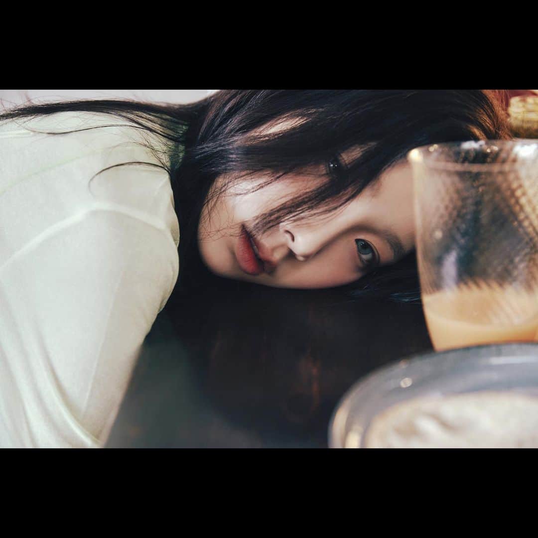 SMエンターテインメントさんのインスタグラム写真 - (SMエンターテインメントInstagram)「TAEYEON 태연 'To. X' Image Teaser  TAEYEON 태연 The 5th Mini Album ‘To. X’  🎧 2023.11.27 6PM KST  💿 Pre-Order & Pre-Save  https://taeyeon.lnk.to/to.x  #태연 #TAEYEON @taeyeon_ss @taeyeon.smofficial @girlsgeneration  #ToX #TAEYEONToX #소녀시대 #GirlsGeneration」11月22日 0時15分 - smtown