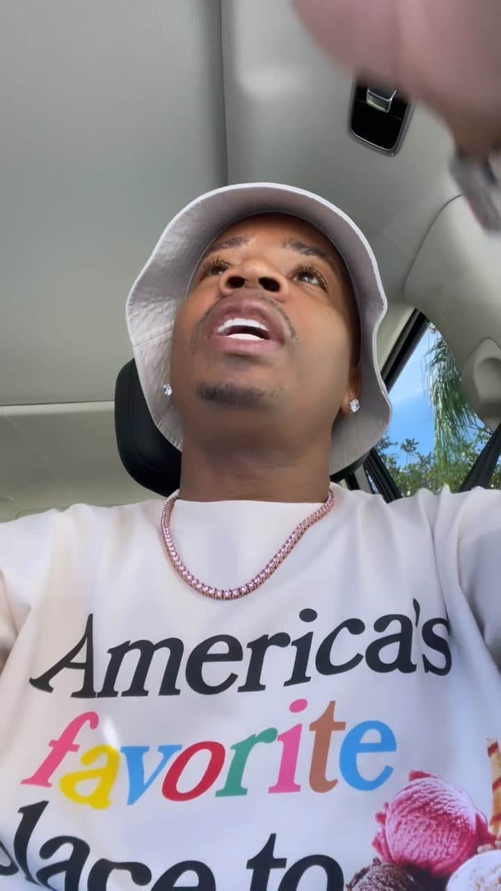 プライズのインスタグラム：「🤣🤣🤣🤣 🦃🦃🦃 What U Come In Here With Will Determine What U Leave With!!!! 🤷🏾‍♂️🤣 N*gga This Is Not No “Girlfriend Revealing”..🤣🤣🤣 #Plies #KingCircleHat」