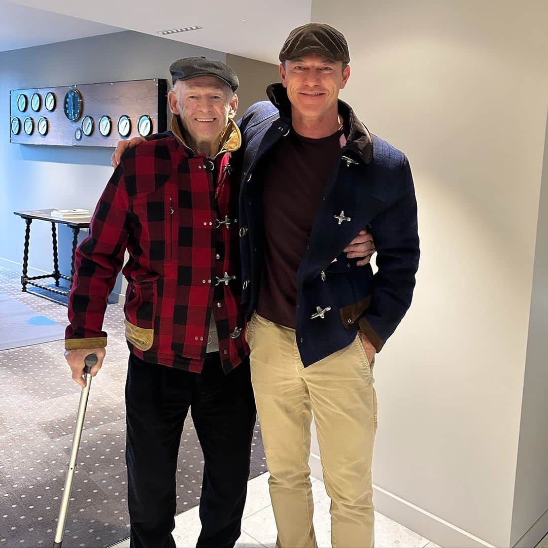 ルーク・エヴァンズのインスタグラム：「With the main man! My Gransha! Think I may have lost my coat!!! Looks good on him though, fair play! #88andkicking #family #gransha」