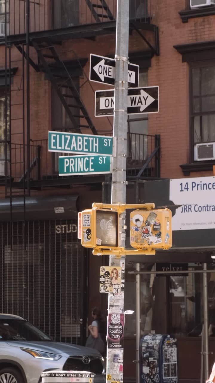 KINTOのインスタグラム：「KINTO STORE New York, coming soon.」