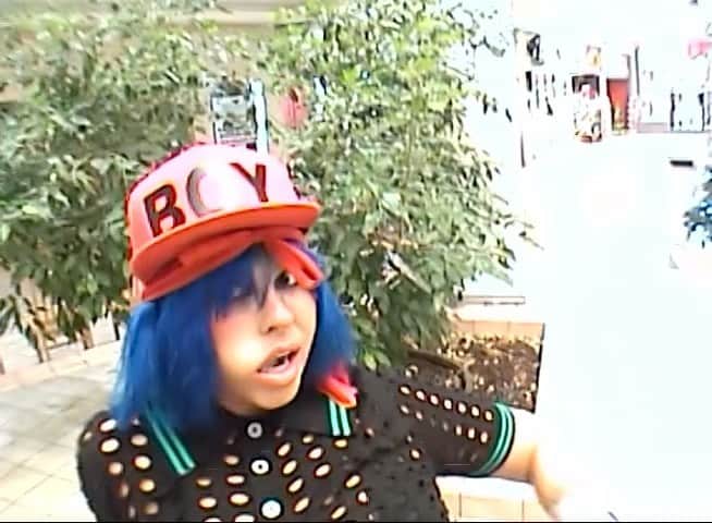 BOY LONDONのインスタグラム：「Leave the BOY Alone… 🌹@boylondon  Video by @sogross  Music by @n8noface」