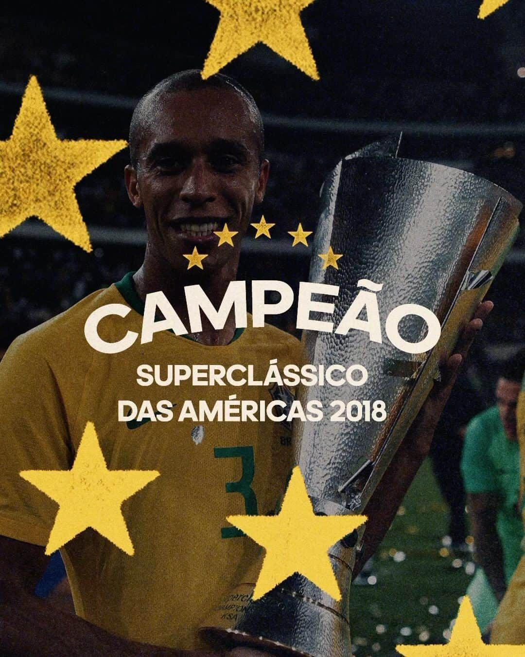 ミランダのインスタグラム：「Brasil x Argentina sempre traz boas lembranças. Hoje sou mais um na torcida pela nossa Seleção! 💚💛  🎥 Sportv e CBF TV 🎬 @ligaagencia」