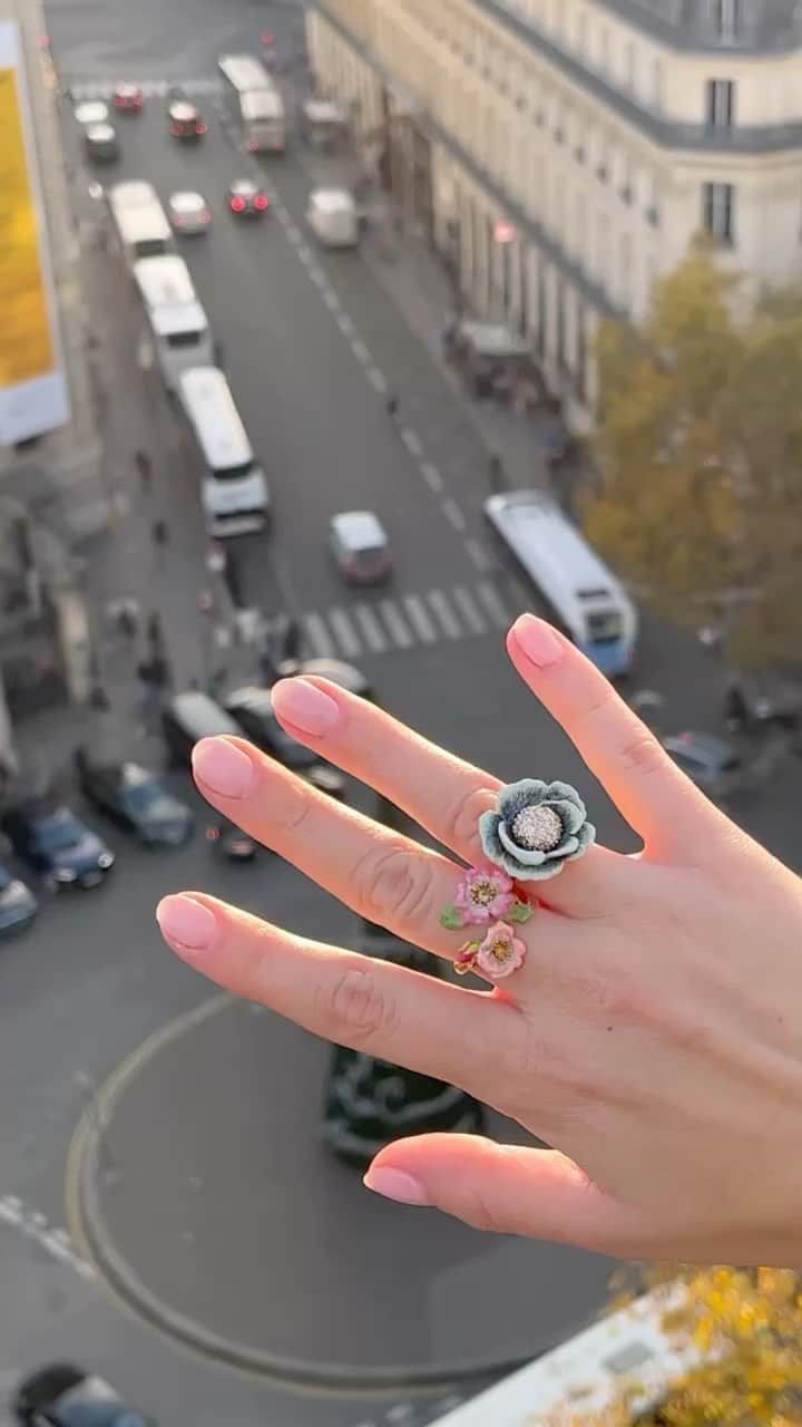 レネレイドのインスタグラム：「RING RING 💍 💍 enjoy 20% off everything 🌷🌻」