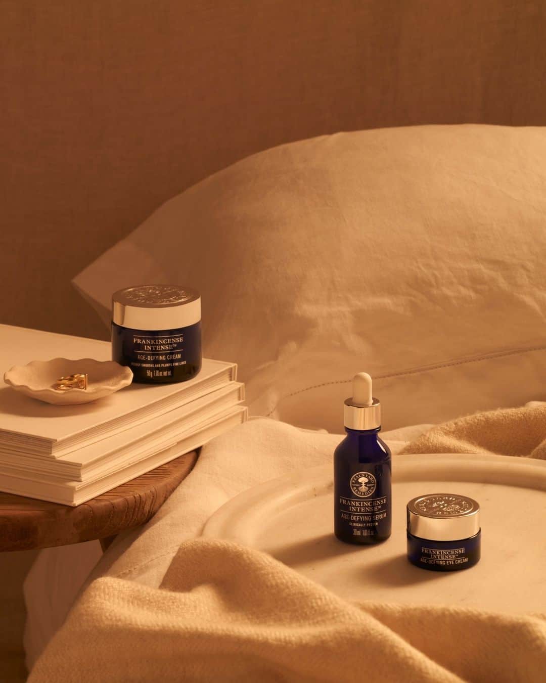 のインスタグラム：「Shop our Frankincense Intense™ Age-Defying products this Black Friday 👀​💙​⁠ ⁠ With up to 15% off your favourite products, which ones will you choose? Comment below..」