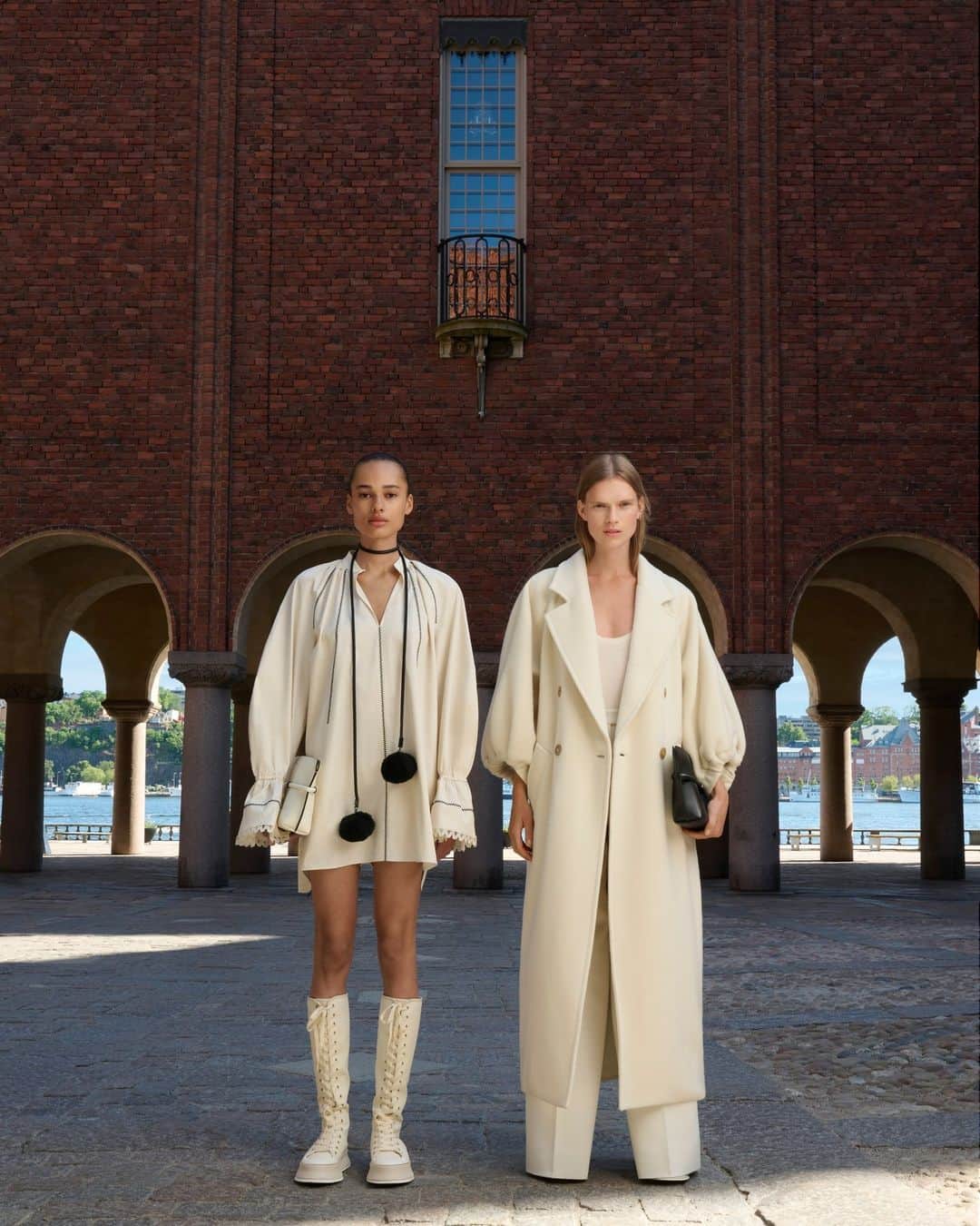 マックスマーラのインスタグラム：「The latest #MaxMaraResort24 collection takes inspiration from Scandinavian literature, art and culture. Discover more at the link in bio, now available in-store or online. #MaxMara」