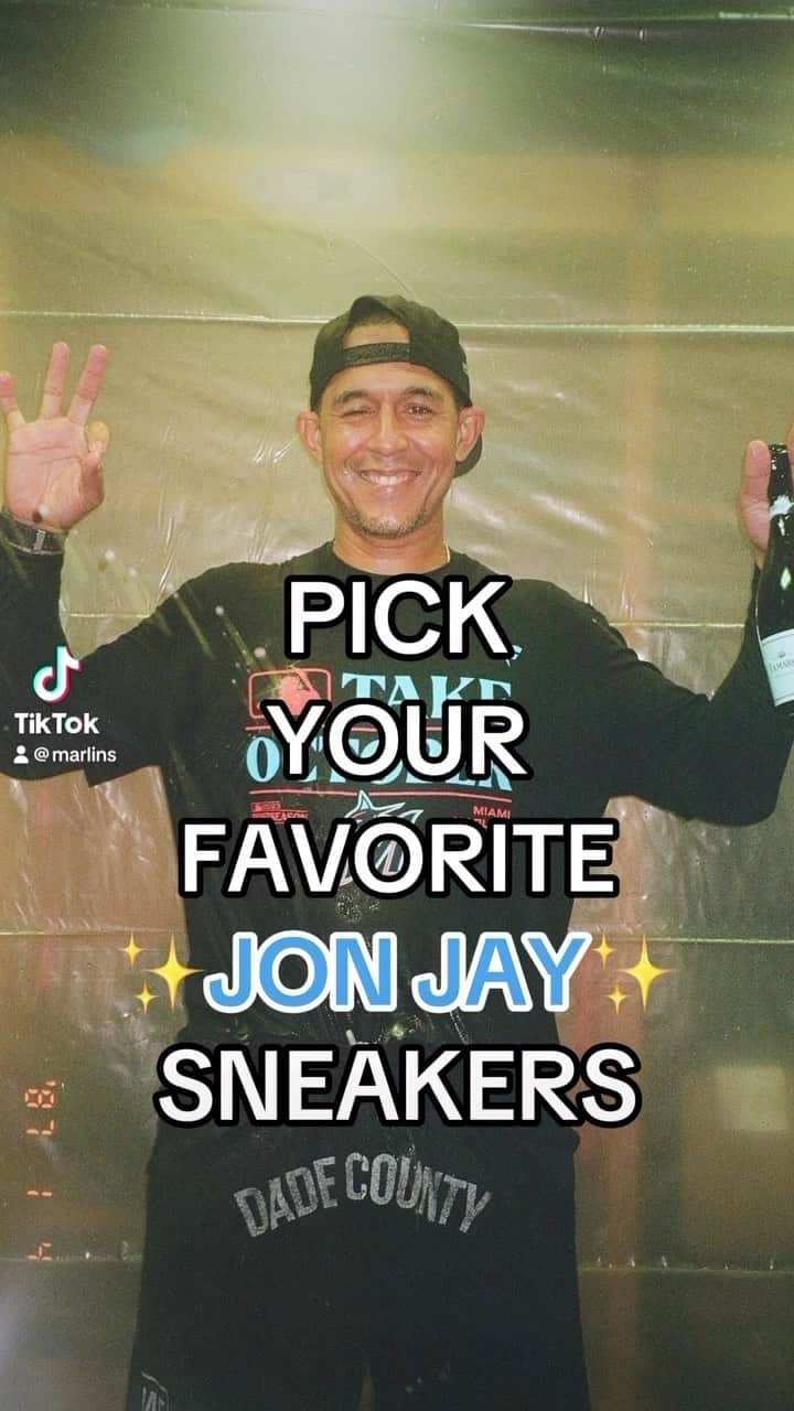 マイアミ・マーリンズのインスタグラム：「💧💧💧  Which Jon Jay’s shoes would you wear?」