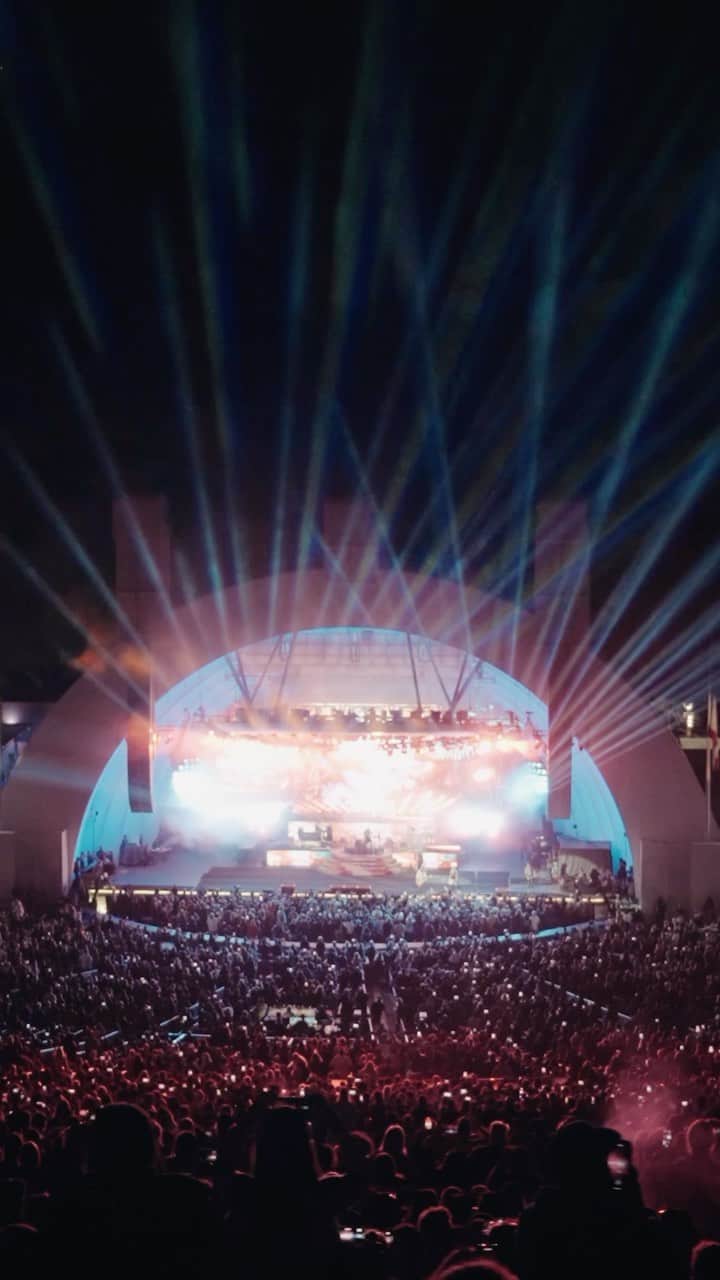 Guns N' Rosesのインスタグラム：「LA, these two nights at The Hollywood Bowl were iconic! Cheers to the incredible hometown crowd. Thank you 🔥」
