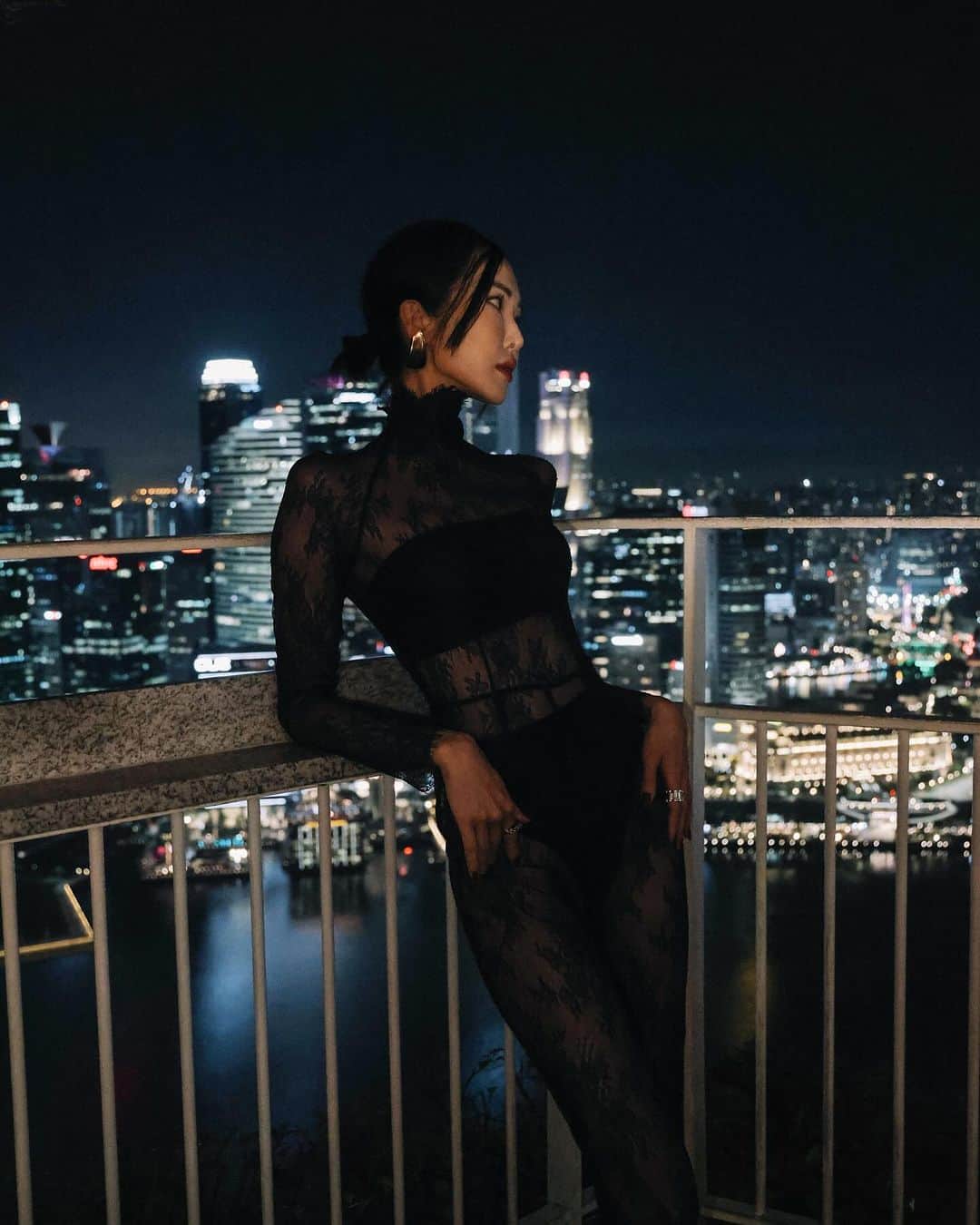 クリッセル・リムのインスタグラム：「Love you Singapore 🇸🇬 be back very soon ✨」