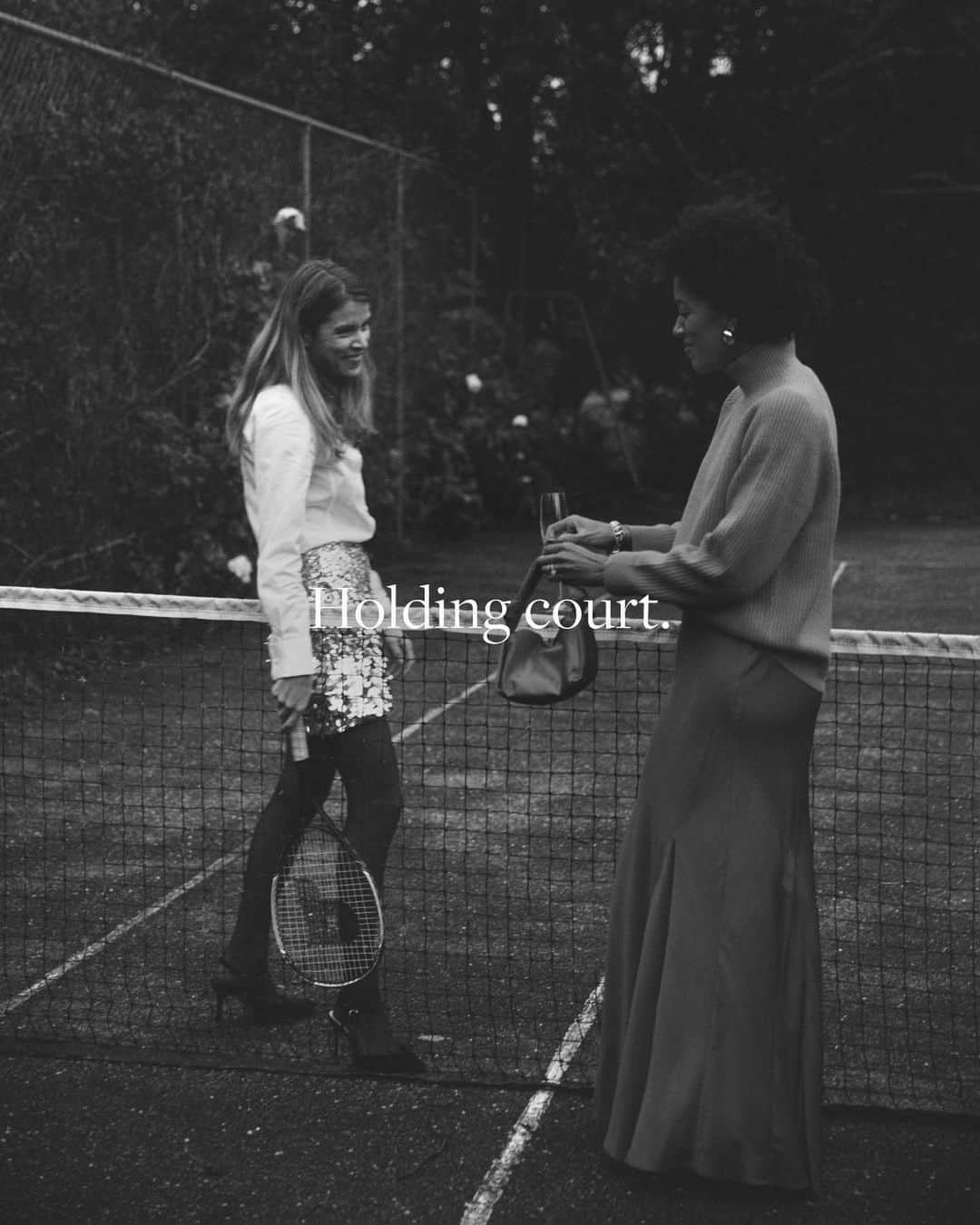 のインスタグラム：「MIND YOUR MANORS | Serving some major holiday shine with our friends @monicaainleydlv and @carlycushnie in Ireland.」