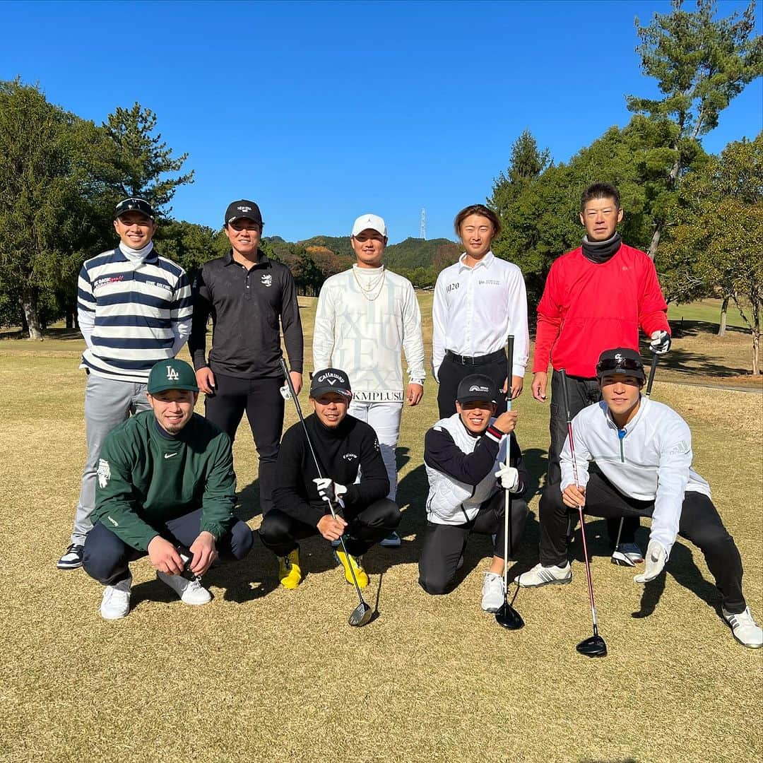 ウー・ネンティンのインスタグラム：「2023内野手会⛳️ 1年間お疲れ様でした  #山野辺翔 #山村崇嘉  #佐藤龍世 #滝澤夏央 #児玉亮涼 #外崎修汰 さん　 #陽川尚将 さん　 #黒田哲史 さん」