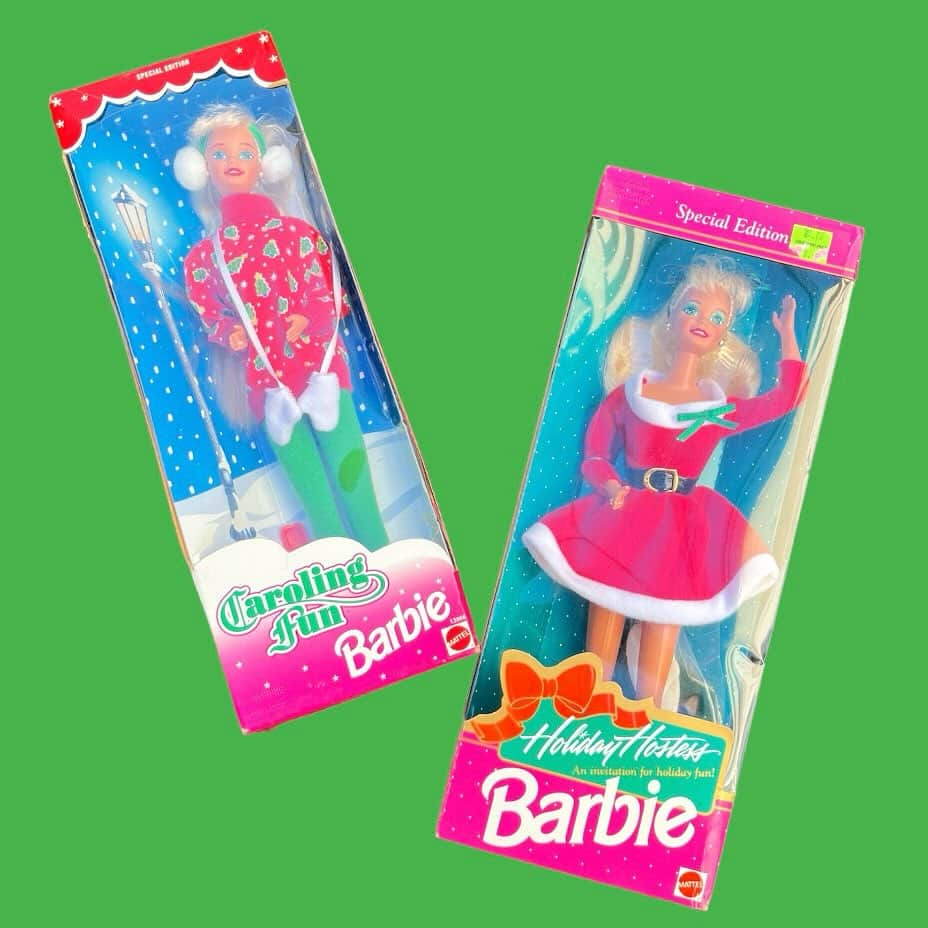 おもちゃやSPIRALのインスタグラム：「90's Christmas Barbie入荷しました🎄  Christmas🎁にも✨」