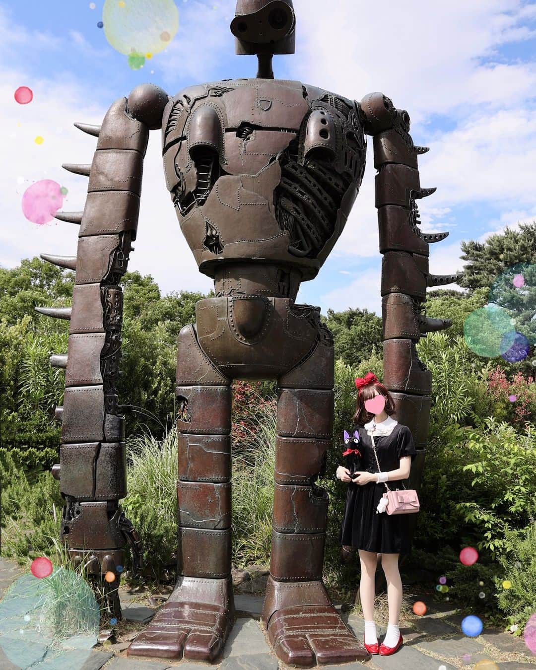Chikako千佳子のインスタグラム：「迷子になろうよ、いっしょに。🐈‍⬛ ​​​ #ankrouge #アンクルージュ #魔女の宅急便 #ジブリ #ジブリパーク #ジブリの森美術館 #三鷹の森ジブリ美術館 #天空の城ラピュタ #ロボット兵」