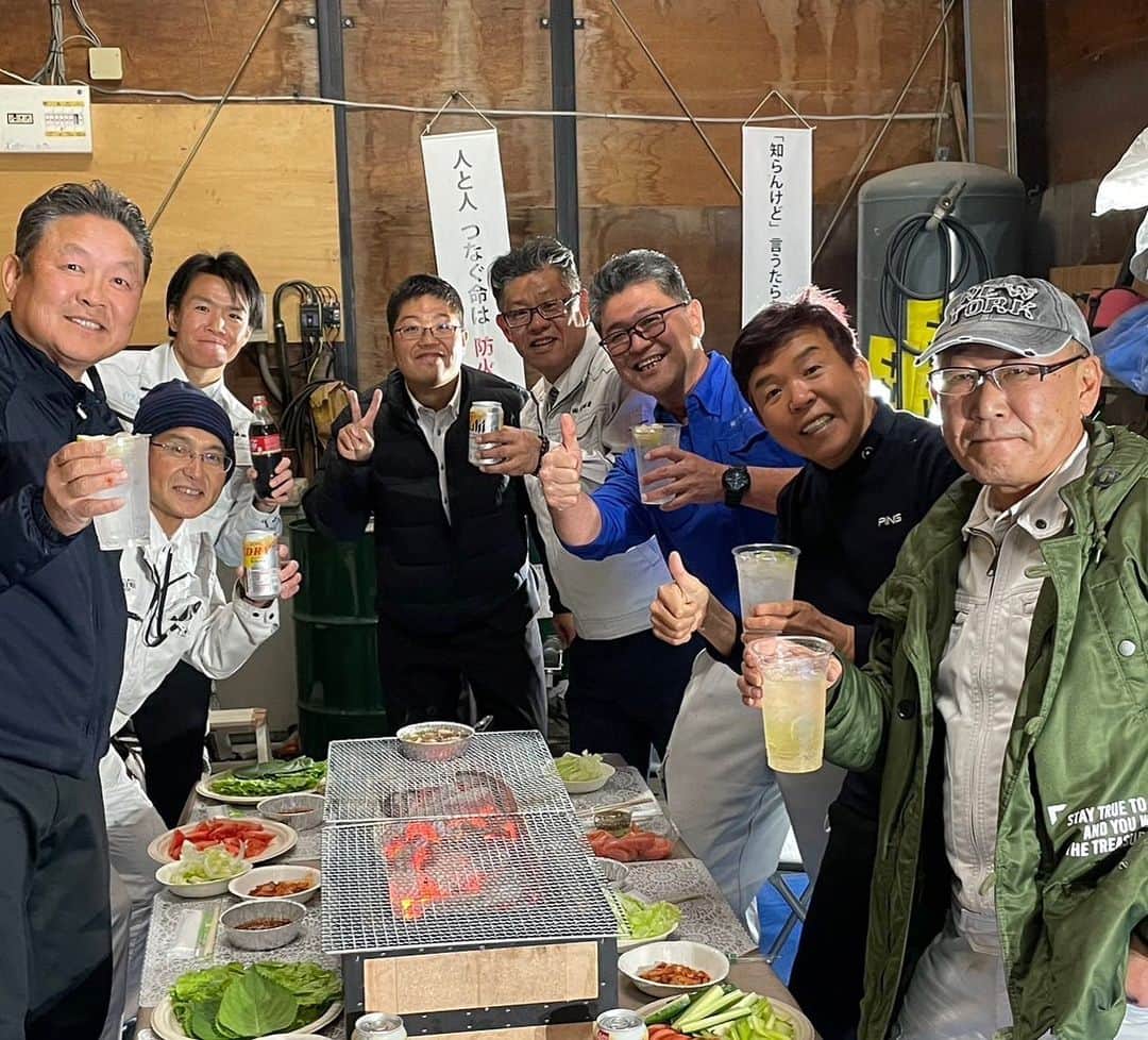 のインスタグラム：「昨夜は月一の仲間焼き肉親睦会でした^_^楽しい美味いお酒飲んでまた頑張って👍ありがとういつも😊」