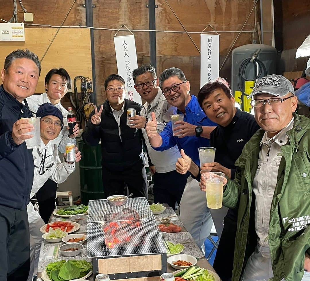 村上ショージさんのインスタグラム写真 - (村上ショージInstagram)「昨夜は月一の仲間焼き肉親睦会でした^_^楽しい美味いお酒飲んでまた頑張って👍ありがとういつも😊」11月22日 14時22分 - murakamis0528