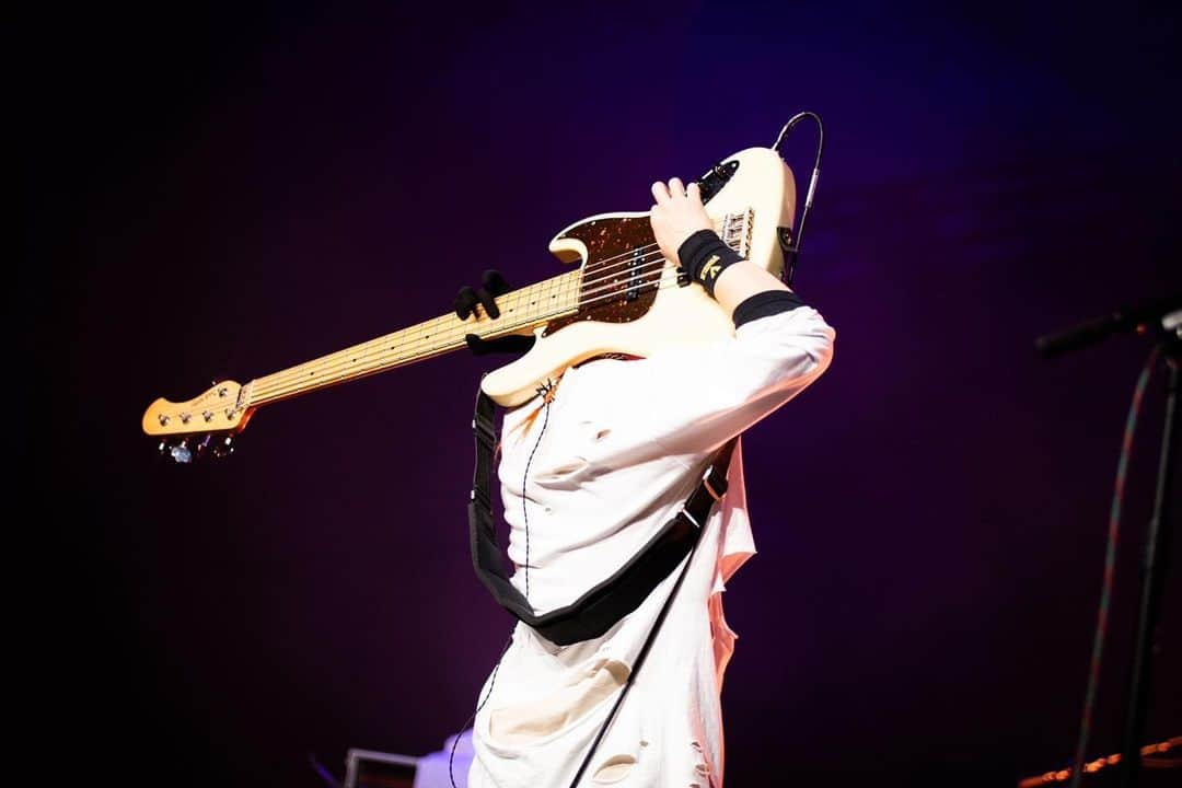 松本駿介さんのインスタグラム写真 - (松本駿介Instagram)「Anime NYC in JACOB K JAVITS CONVENTION CENTER - Crunchy Roll Stage ⁡ ⁡ ⁡ ⁡ 🗽 ⁡ ⁡ ⁡ ⁡ ⁡ #coshulive #ANYC2023 #AnimeNYC #crunchroll #cöshunie #coshunie #コシュニエ ⁡ ⁡」11月22日 14時40分 - coshuns