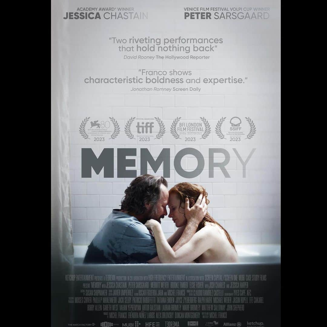 マギー・ジレンホールのインスタグラム：「MEMORY! This film is so good I don’t mind Peter in the bath with a naked @jessicachastain ;) My very own @gaardsars = Best Actor at Venice Film Festival. In theaters in NY & LA on Dec 22. Nationwide Jan 5.」